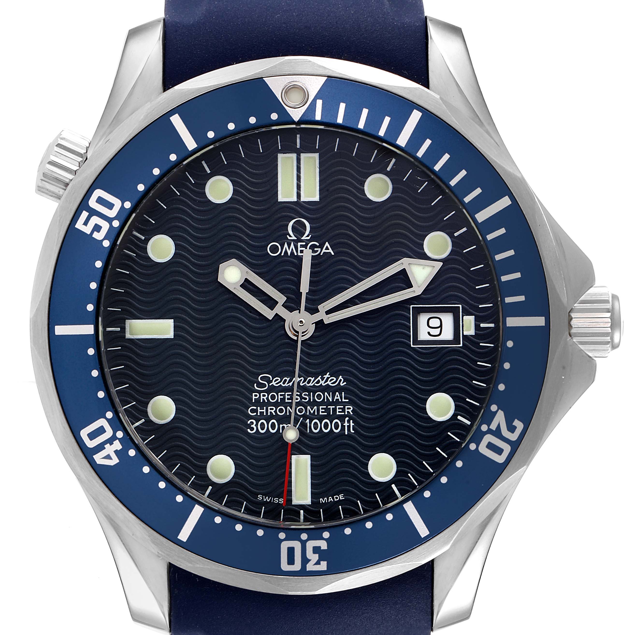 Front view of an Omega Seamaster 2531.80.00 Men's Stainless Steel Blue Dial 2531.80.00 Men's Stainless Steel Blue Dial watch showing the dial, hands, bezel, and date window.