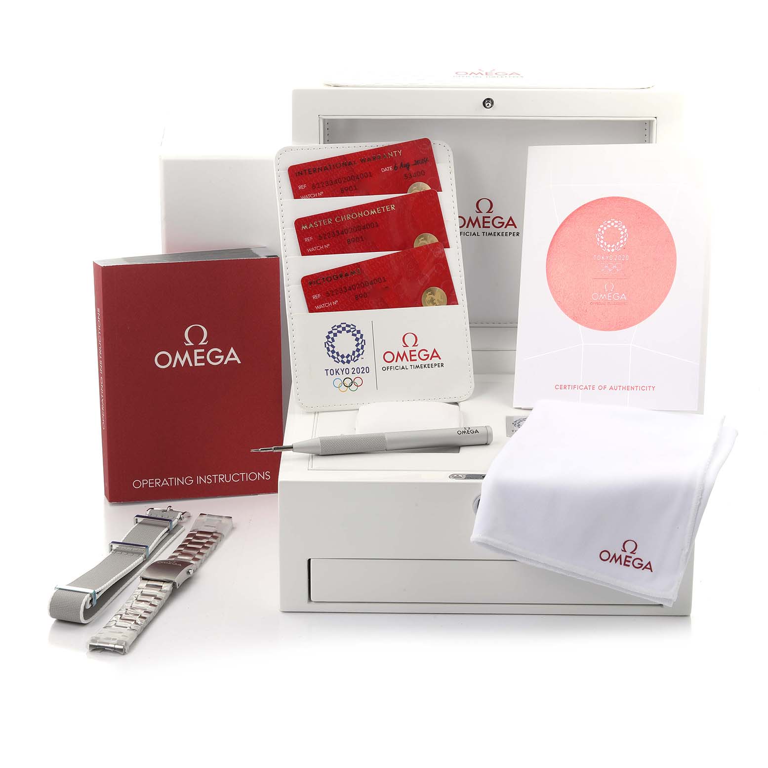 This image shows Omega Planet Ocean 522.33.40.20.04.001 Men
s Stainless Steel White Dial accessories including a strap, bracelet, toolkit, Best Quality
ity cards, and manual from a frontal angle.