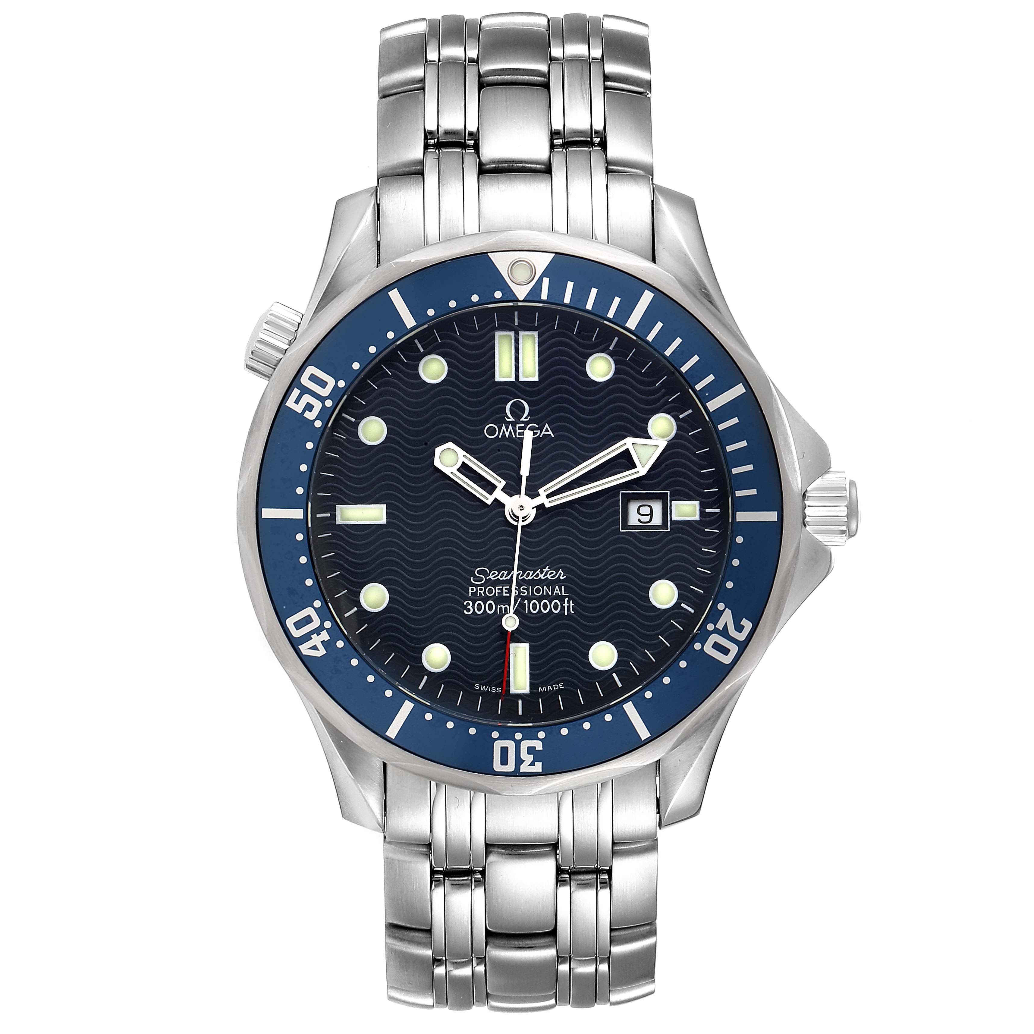 The image shows a front view of an Omega Seamaster 2541.80.00 Men's Stainless Steel Blue Dial 2541.80.00 Men's Stainless Steel Blue Dial watch, featuring its dial, bezel, and bracelet.