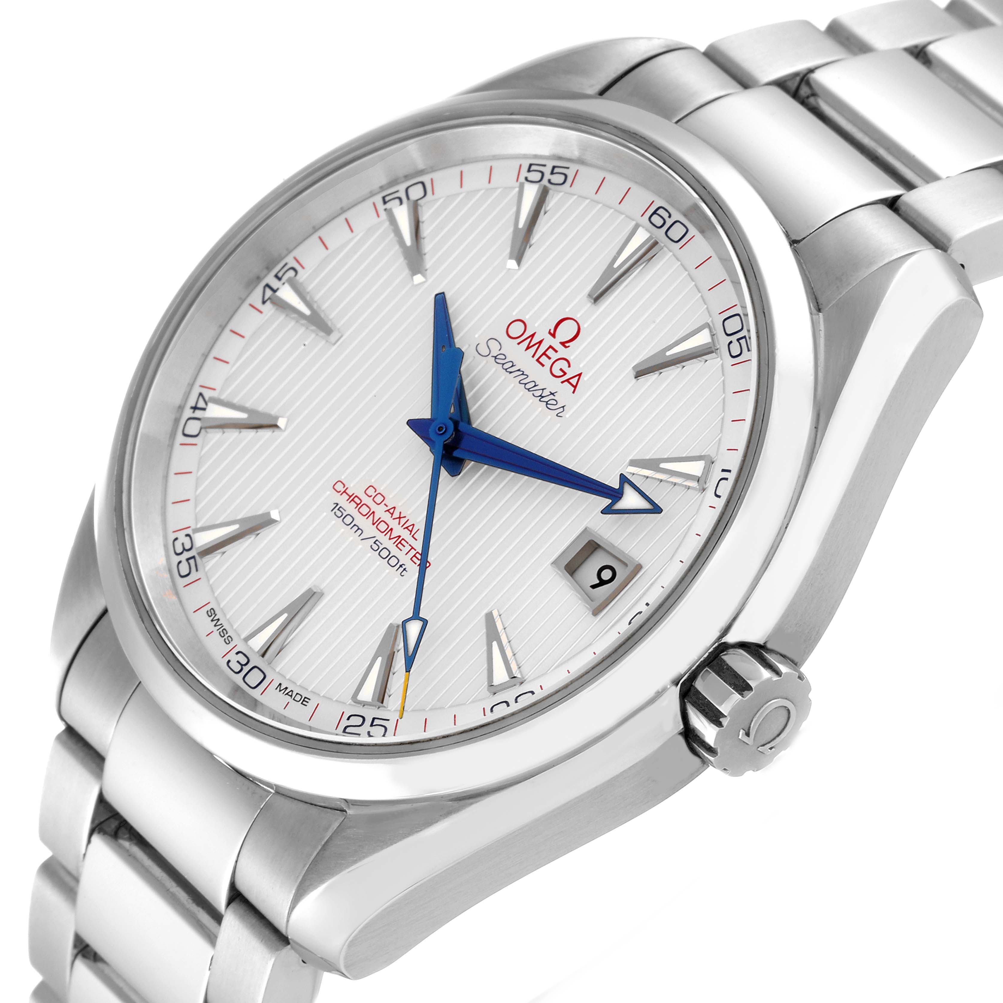 The image shows an angled close-up of the Omega Aqua Terra 231.10.42.21.02.002 Men
s Stainless Steel Silver Dial 231.10.42.21.02.002 Men
s Stainless Steel Silver Dial watch, highlighting the dial, bezel, crown, and stainless steel bracelet.