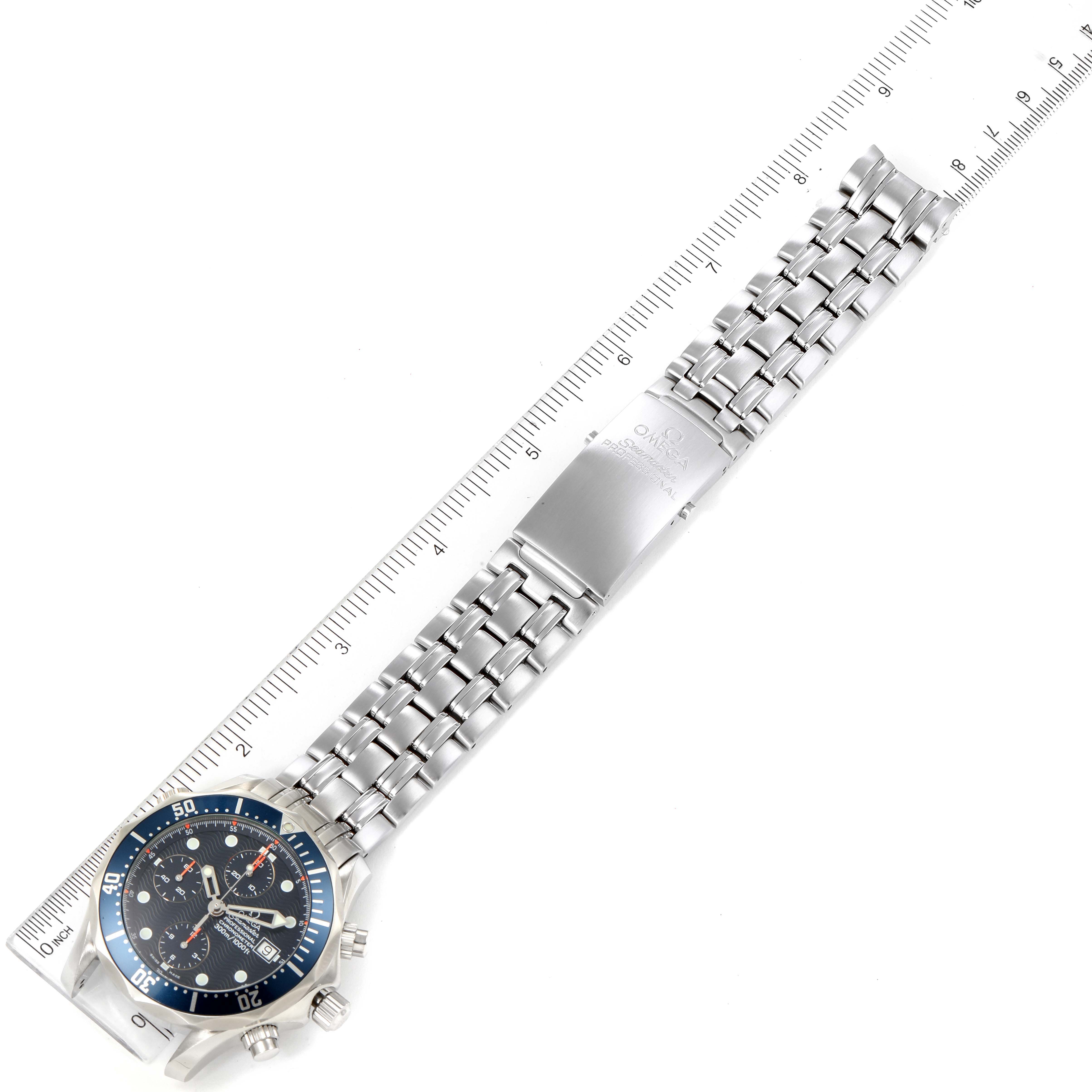 The photo shows an overhead view of the Omega Seamaster 2599.80.00 Men's Stainless Steel Blue Dial 2599.80.00 Men's Stainless Steel Blue Dial watch, including its face and full metal bracelet.