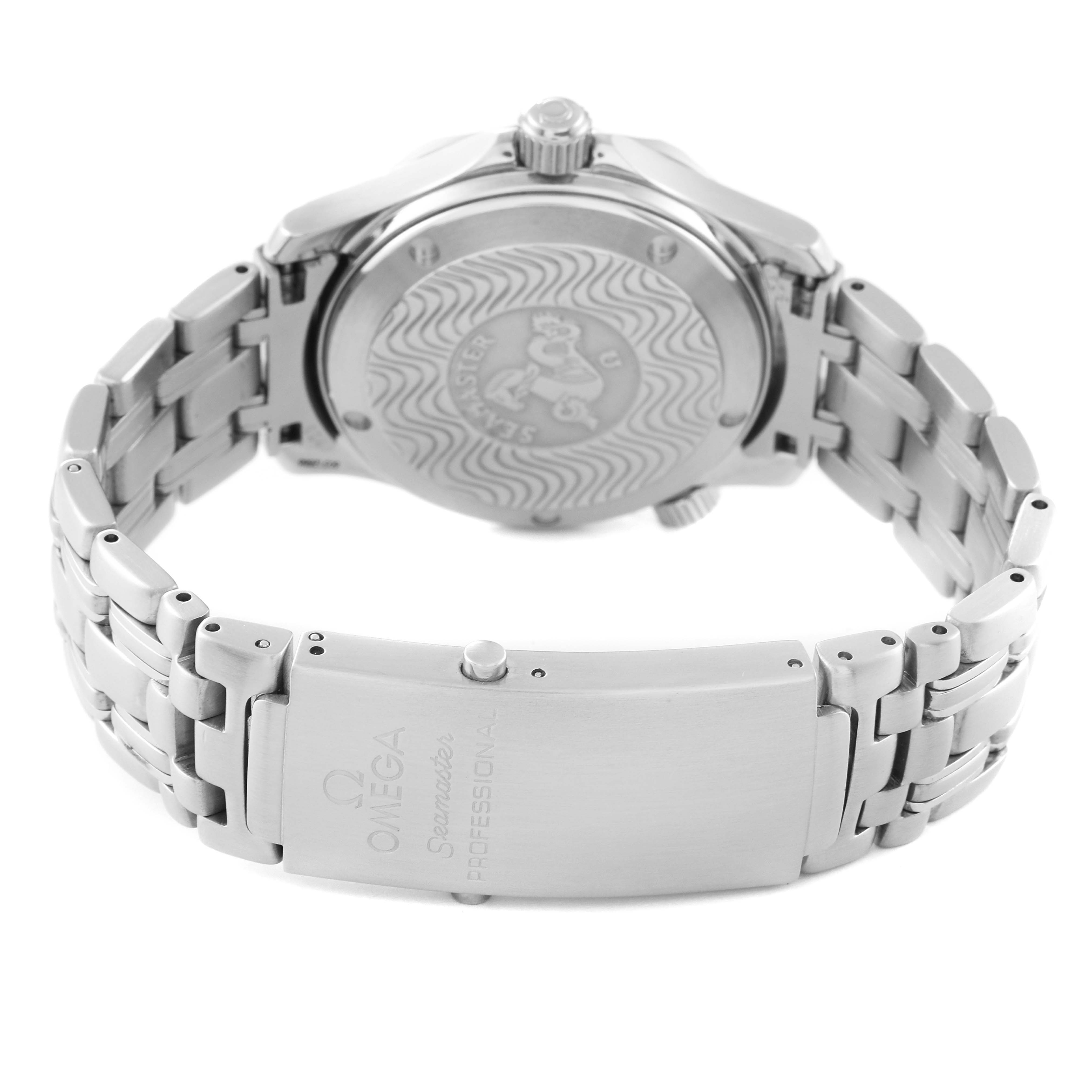 The image shows the back and clasp of an Omega Seamaster 2552.20.00 Men's Stainless Steel White Dial 2552.20.00 Men's Stainless Steel White Dial watch, highlighting its metal bracelet and case back.