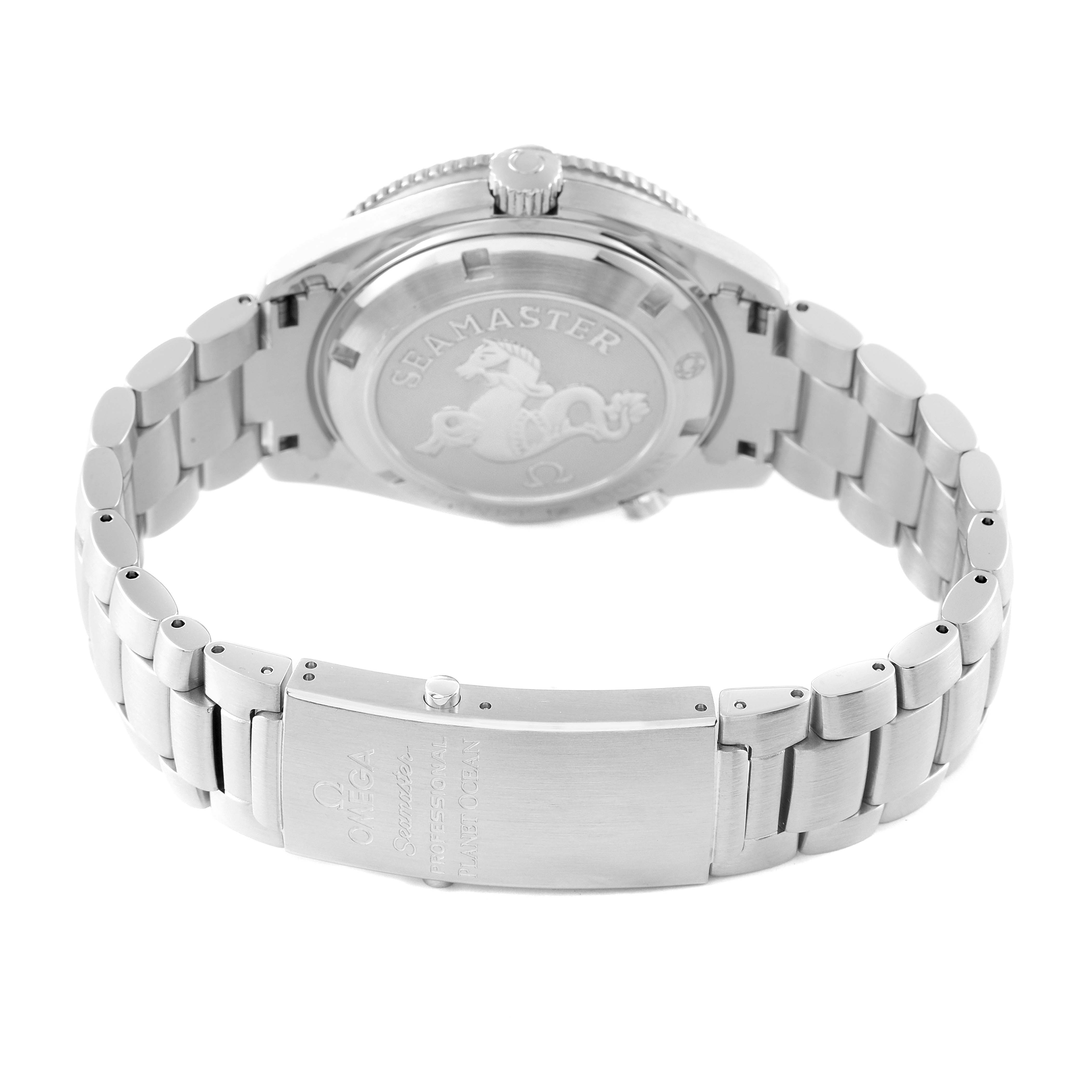 This image shows the back view of an Omega Planet Ocean 2201.50.00 Men
s Stainless Steel Black Dial 2201.50.00 Men
s Stainless Steel Black Dial watch, highlighting the case back and stainless steel bracelet clasp.