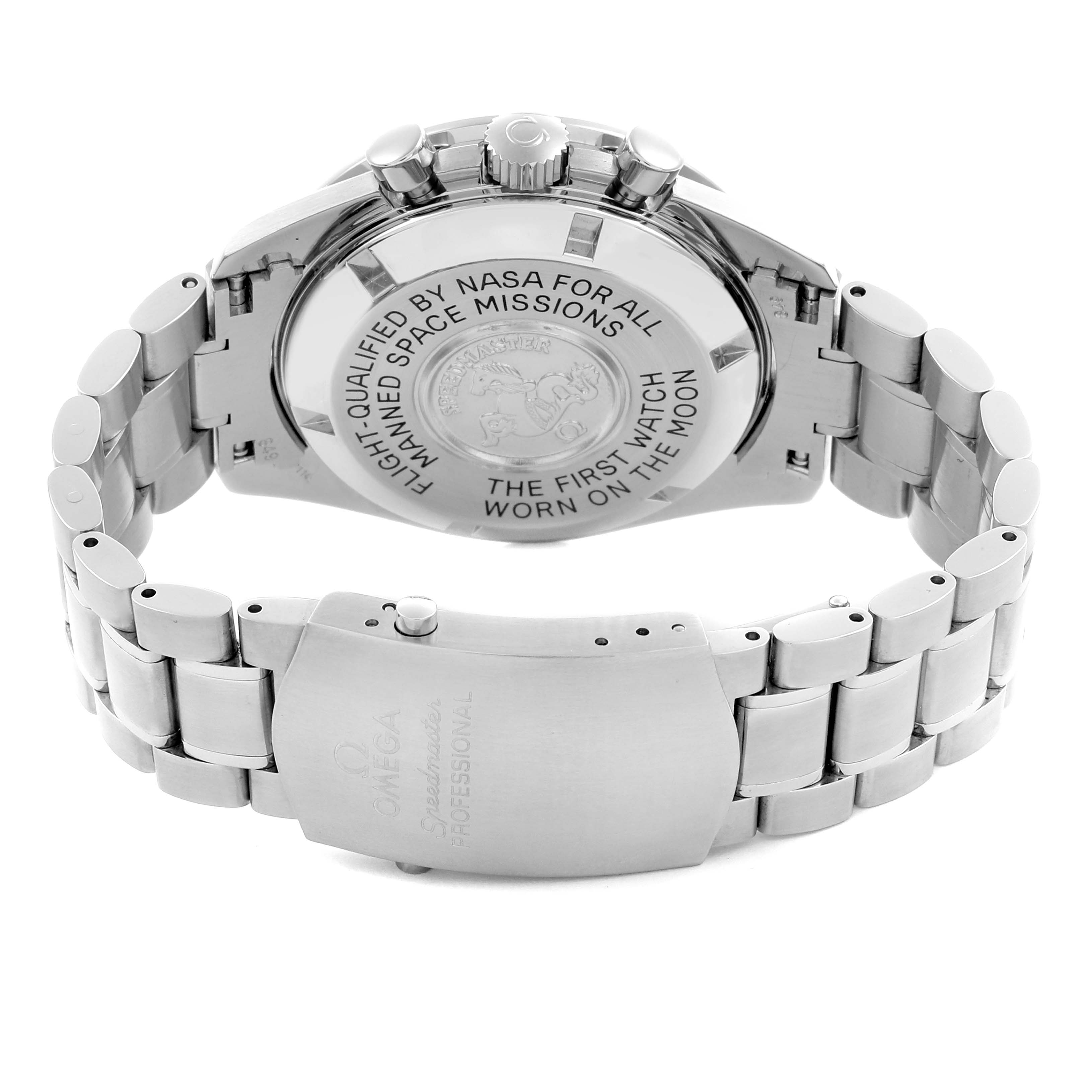 The image shows the back case and bracelet of the Omega Speedmaster 3570.50.00 Men
s Stainless Steel Black Dial 3570.50.00 Men
s Stainless Steel Black Dial watch, highlighting the engraved text and clasp.