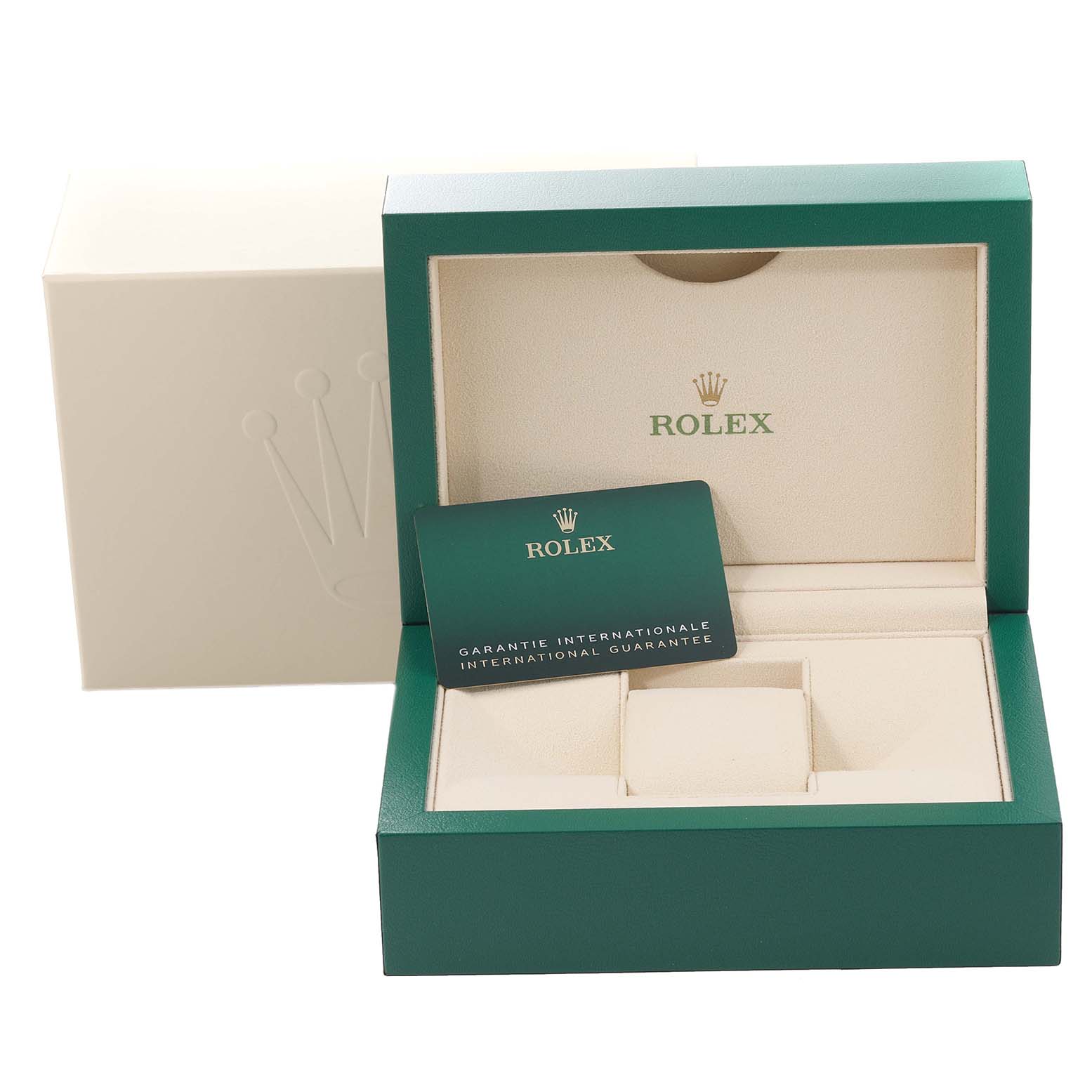 The image shows an open green Rolex box and international guarantee card for the Datejust 41 model.