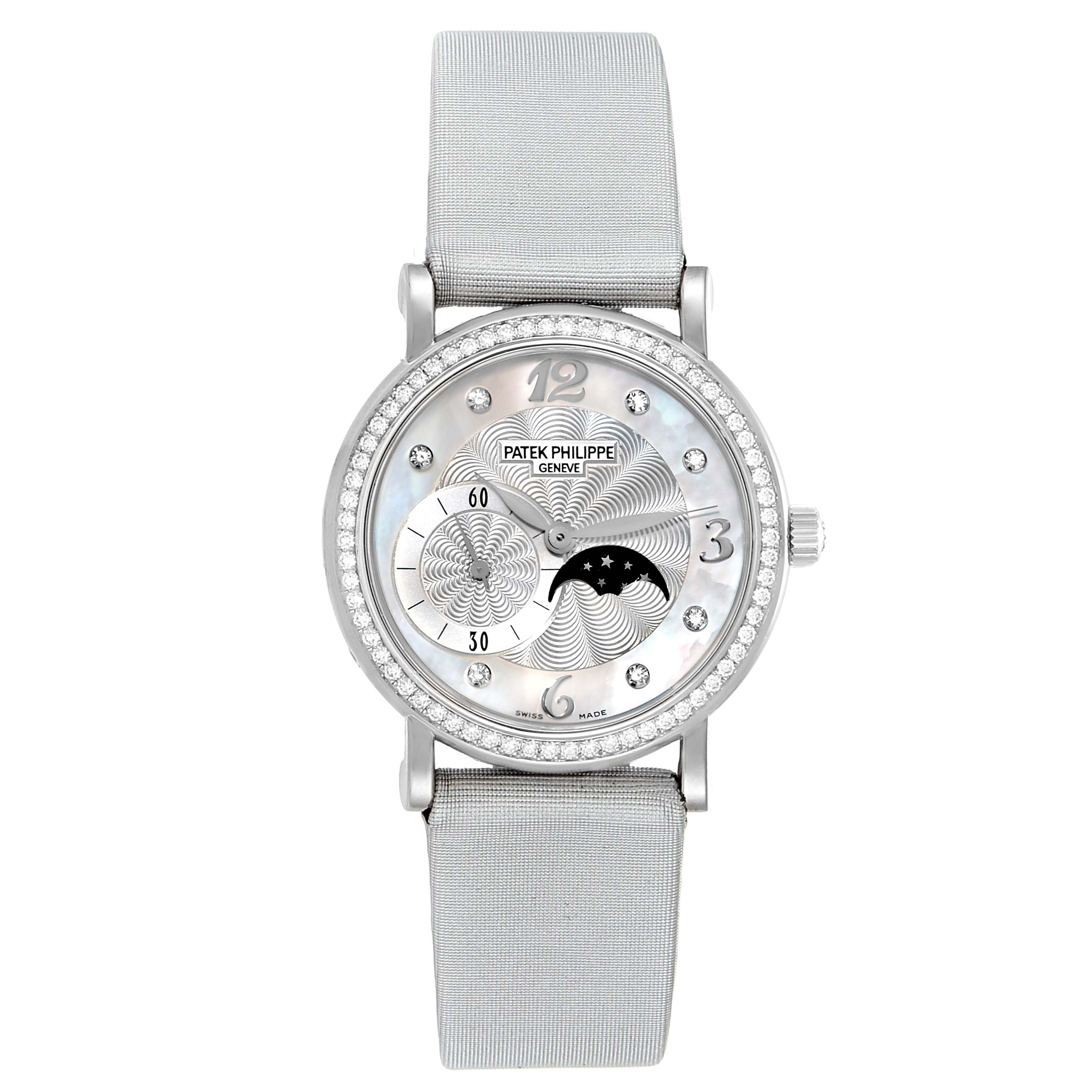 patek calatrava moonphase