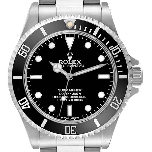 The image shows a front view of the Rolex Submariner, highlighting the bezel, dial, and bracelet.