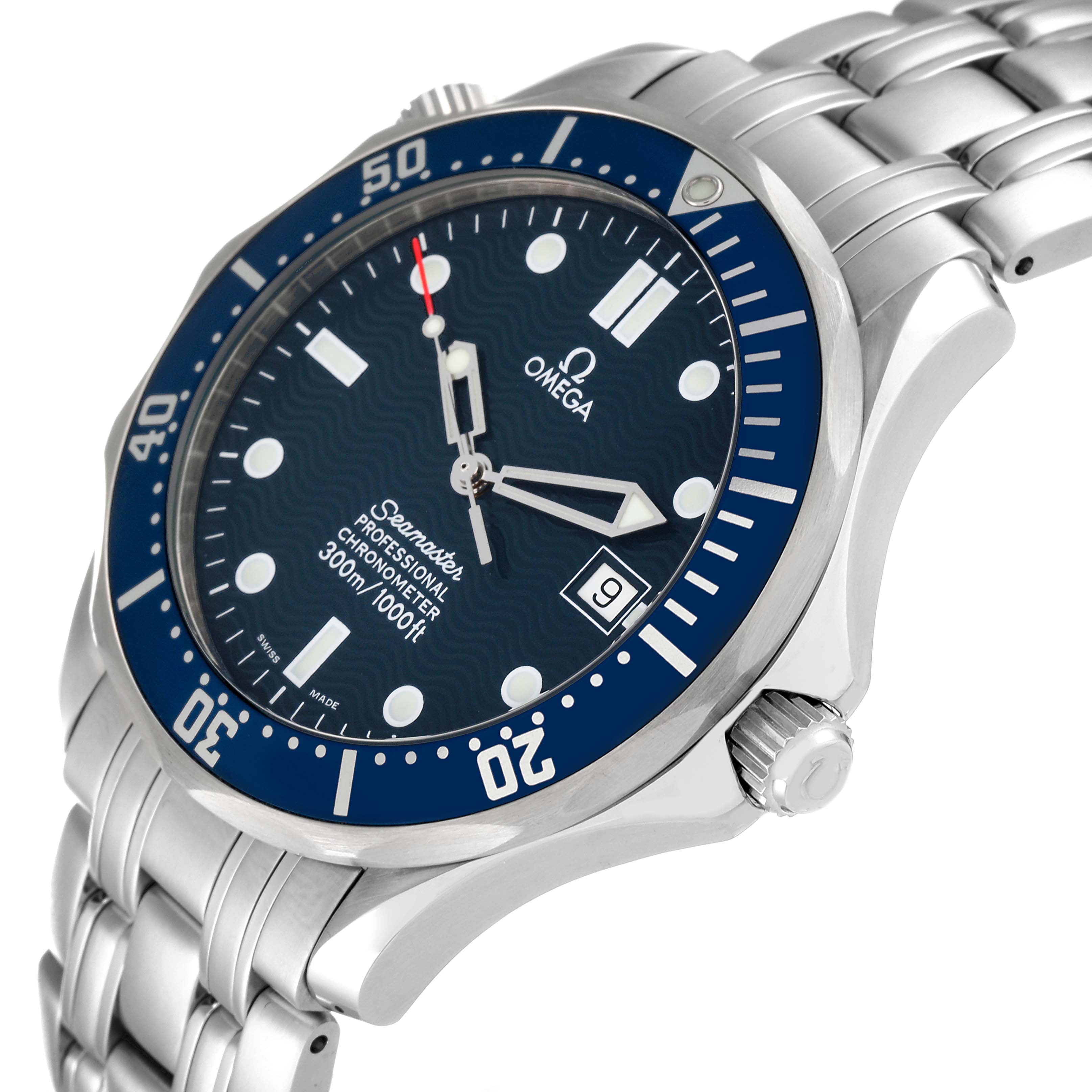The image displays an angled view of the Omega Seamaster 2531.80.00 Men's Stainless Steel Blue Dial 2531.80.00 Men's Stainless Steel Blue Dial watch's face, bezel, crown, and part of the bracelet.
