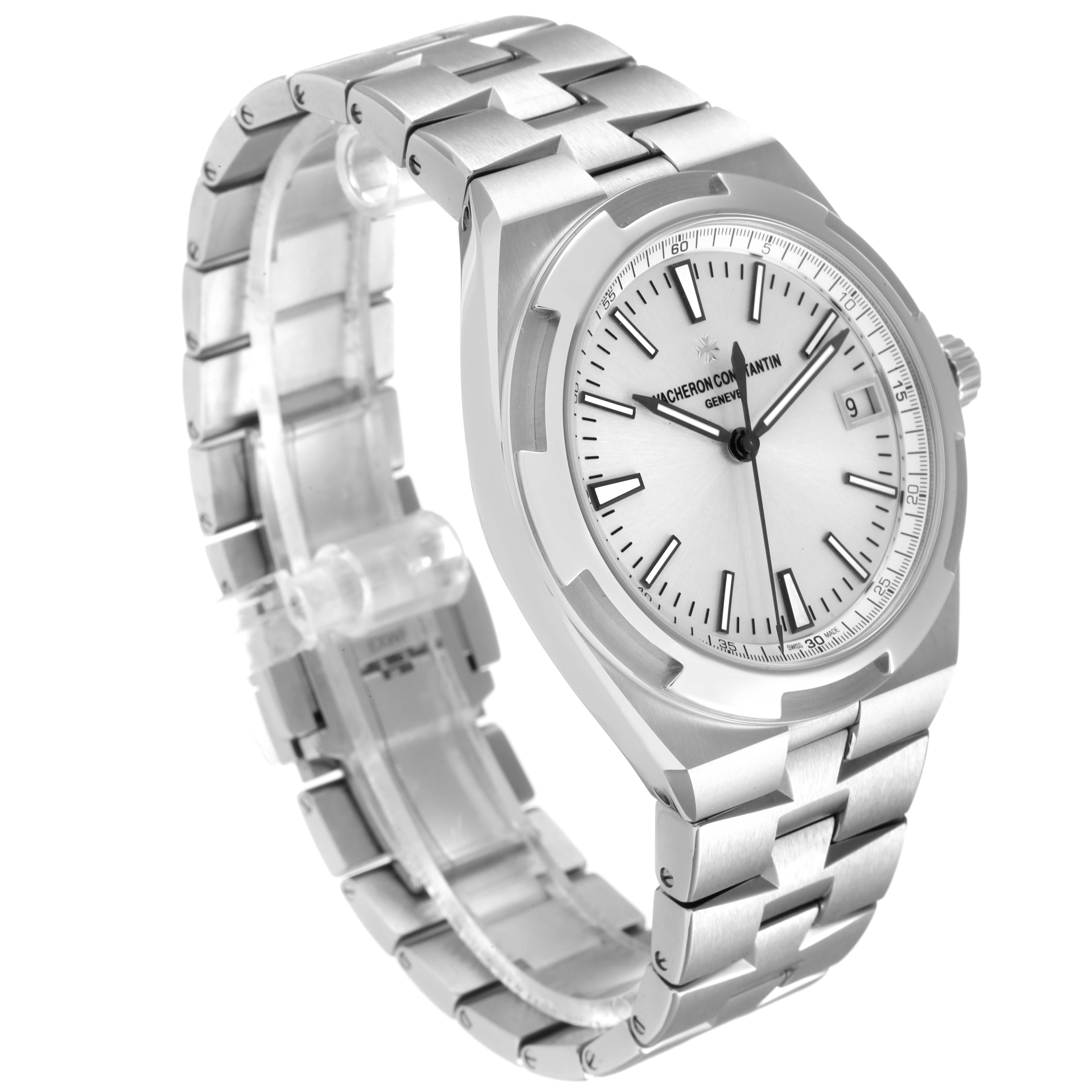 The image shows a three-quarter angle of the Vacheron Constantin Overseas 4500V/110A-B126 Men
s Stainless Steel Silver Dial 4500V/110A-B126 Men
s Stainless Steel Silver Dial model, highlighting its dial, bracelet, and crown.