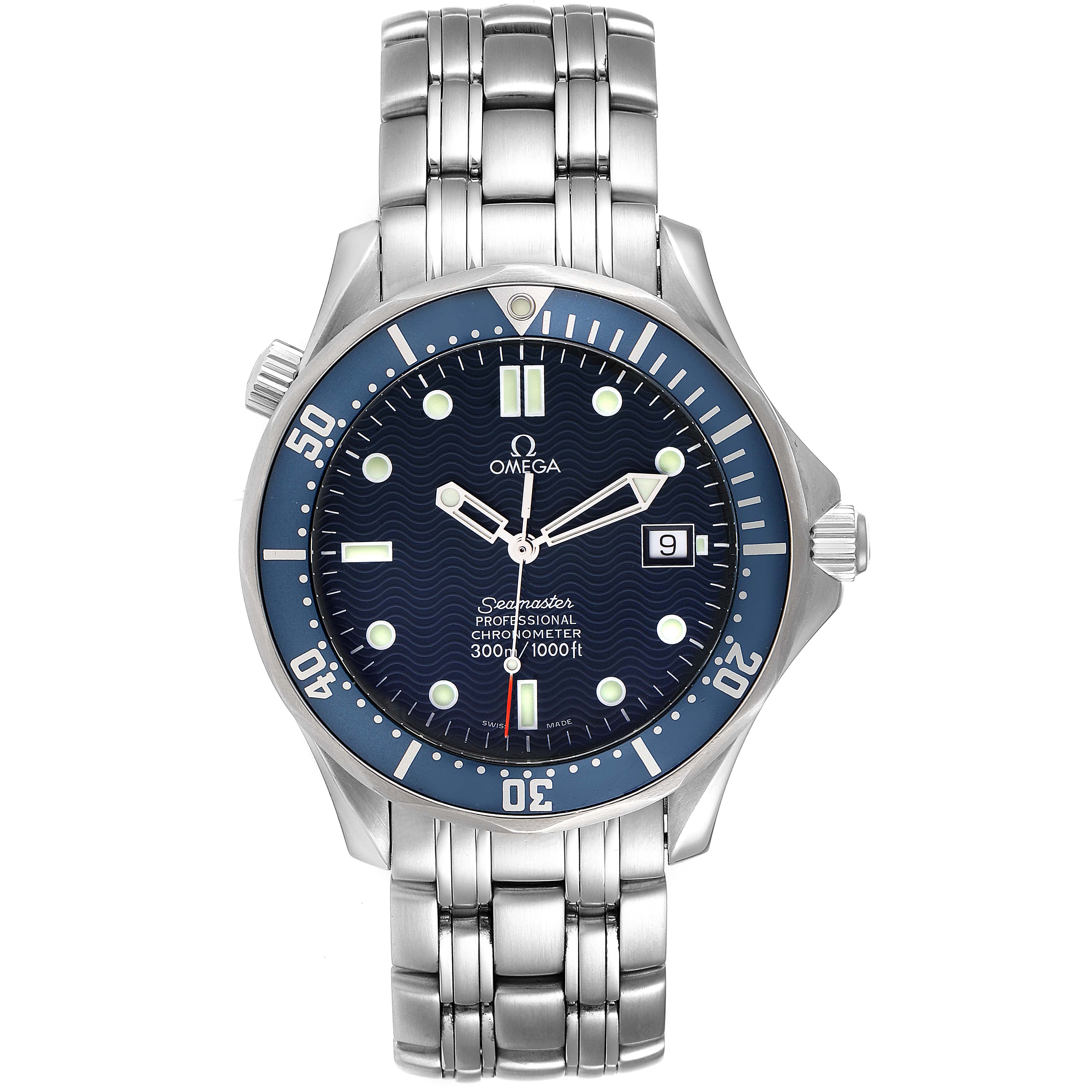 The image shows a front view of the Omega Seamaster 2531.80.00 Men's Stainless Steel Blue Dial 2531.80.00 Men's Stainless Steel Blue Dial watch, highlighting the dial, bezel, bracelet, and date display.