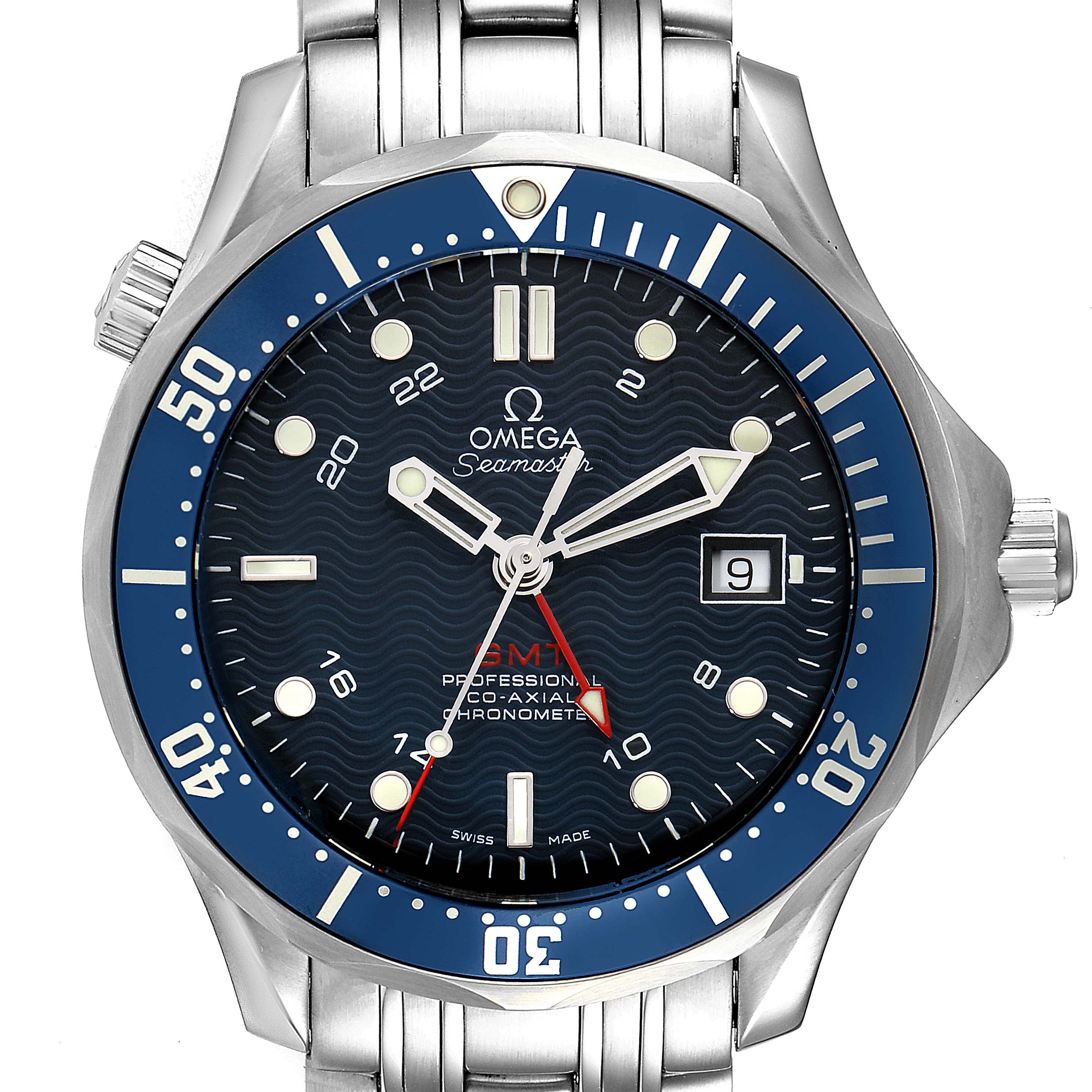 The watch is an Omega Seamaster 2535.80.00 Men's Stainless Steel Blue Dial 2535.80.00 Men's Stainless Steel Blue Dial, shown from a front angle, displaying its dial, bezel, crown, and part of the bracelet.