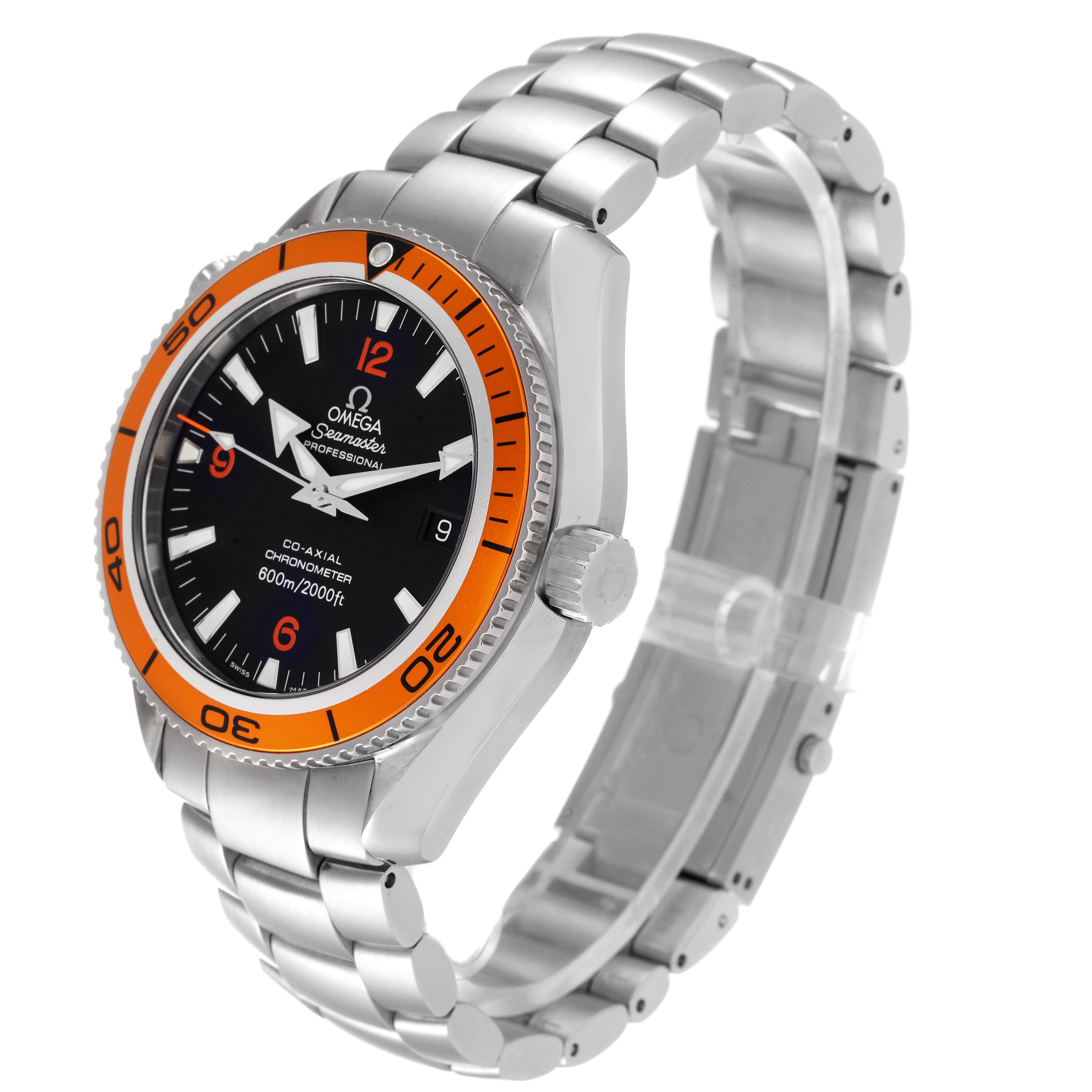 This image shows an Omega Planet Ocean 2209.50.00 Men
s Stainless Steel Black Dial 2209.50.00 Men
s Stainless Steel Black Dial watch from a three-quarter front angle, highlighting its face, bezel, and metal bracelet.