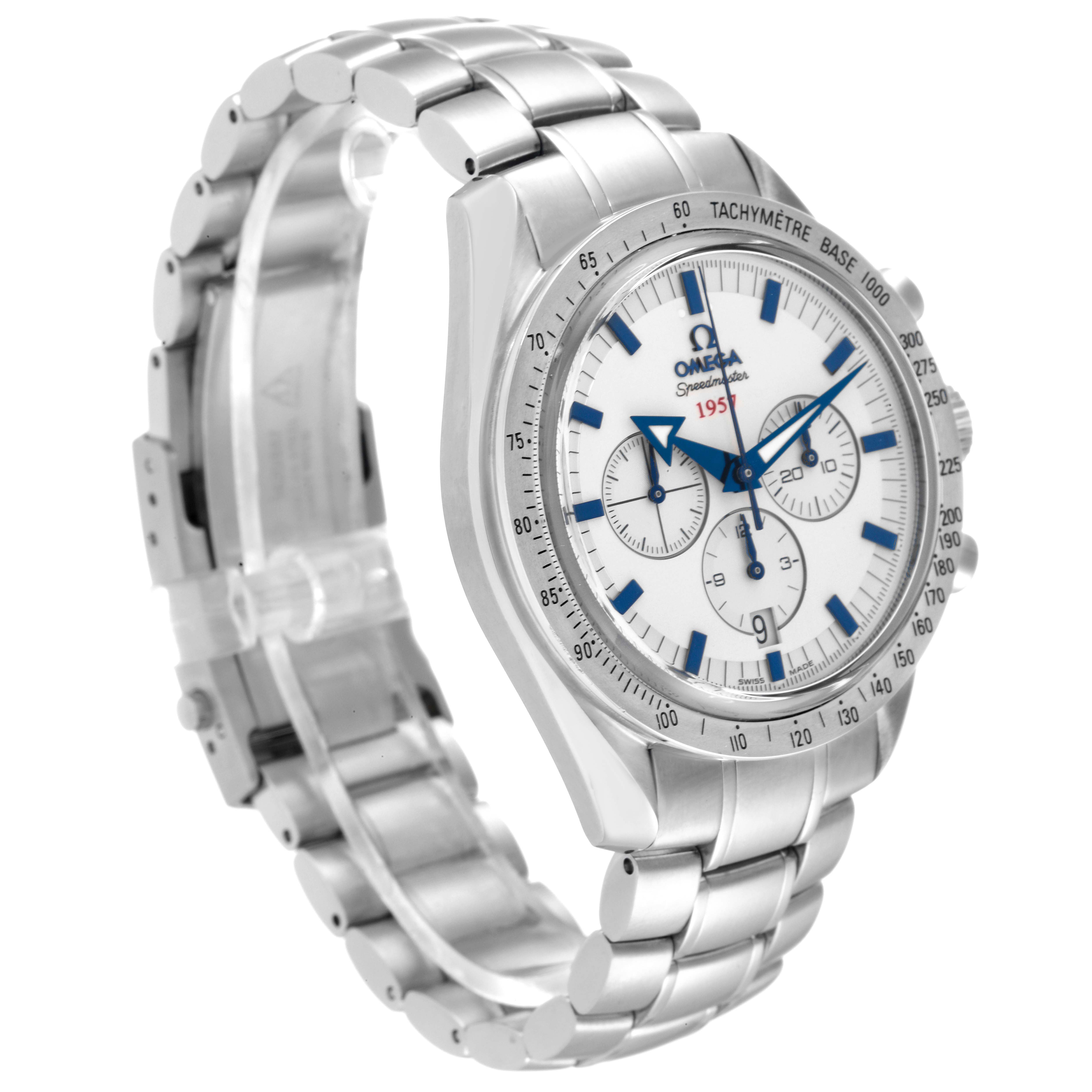 The Omega Speedmaster 321.10.42.50.02.001 Men's Stainless Steel Silver Dial 321.10.42.50.02.001 Men's Stainless Steel Silver Dial watch is shown at a three-quarter angle, displaying its face, bezel, and stainless steel bracelet.