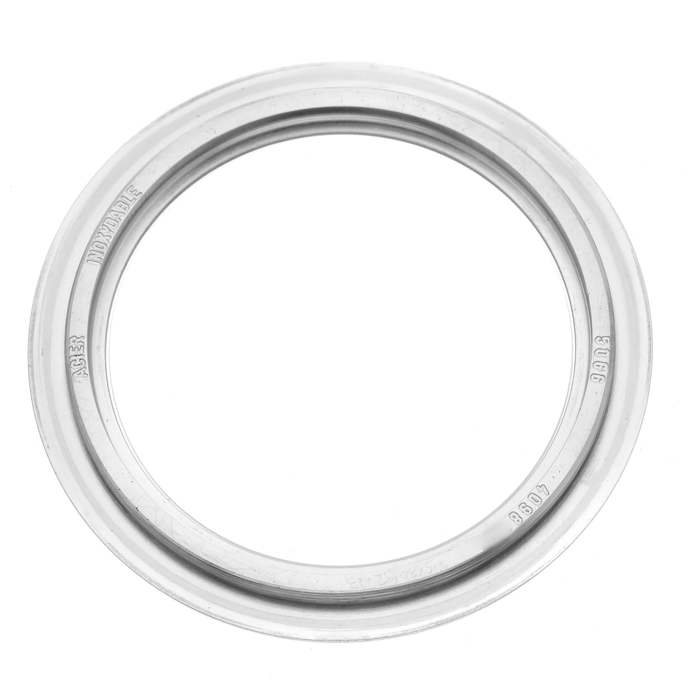 This is a top-view image of a bezel for the Patek Philippe Aquanaut 5066A Men
s Stainless Steel Black Dial watch model.