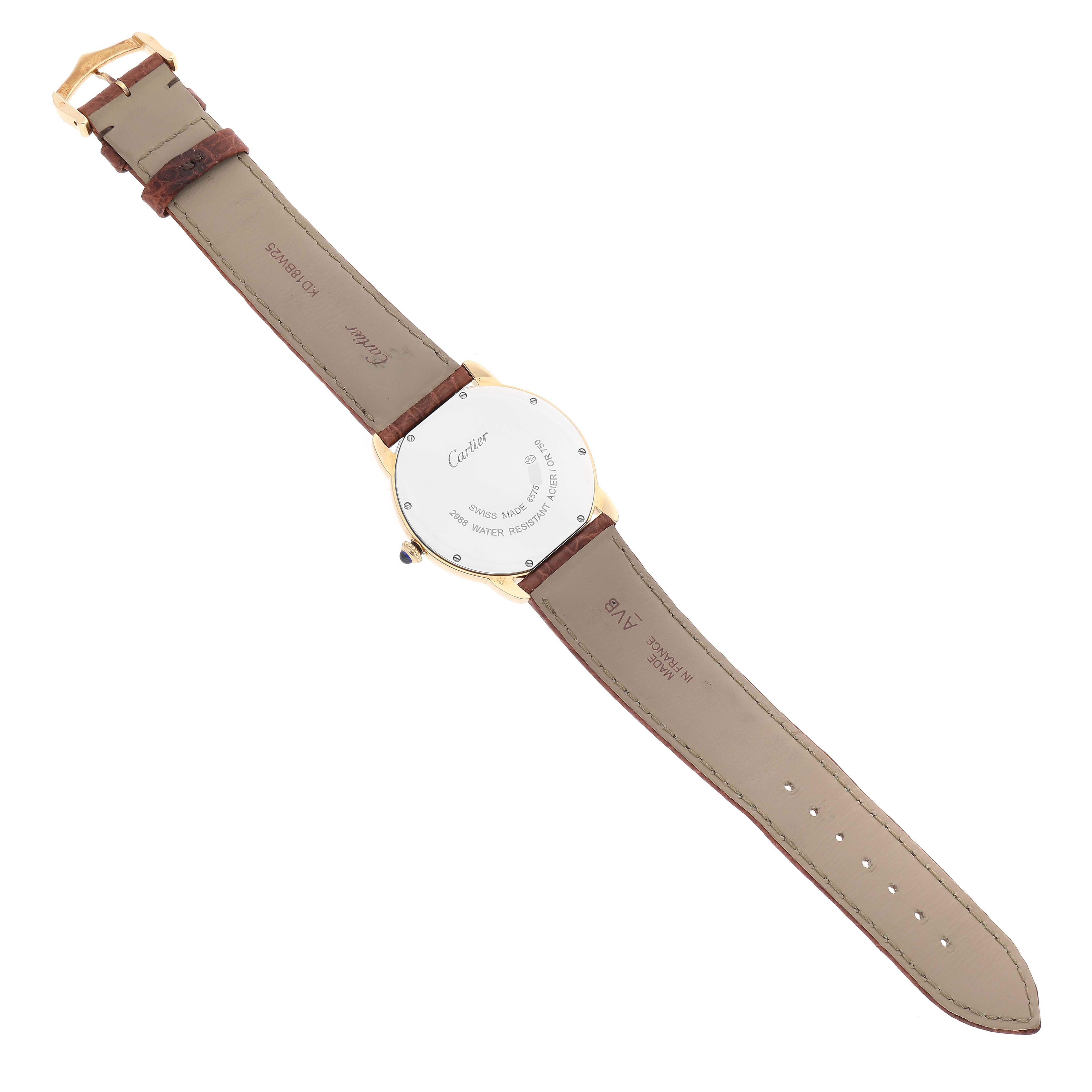 The image shows the back view of a Cartier Ronde W6700455 Men's Yellow Gold Silver Dial W6700455 Men's Yellow Gold Silver Dial model watch, highlighting its straps and casing.