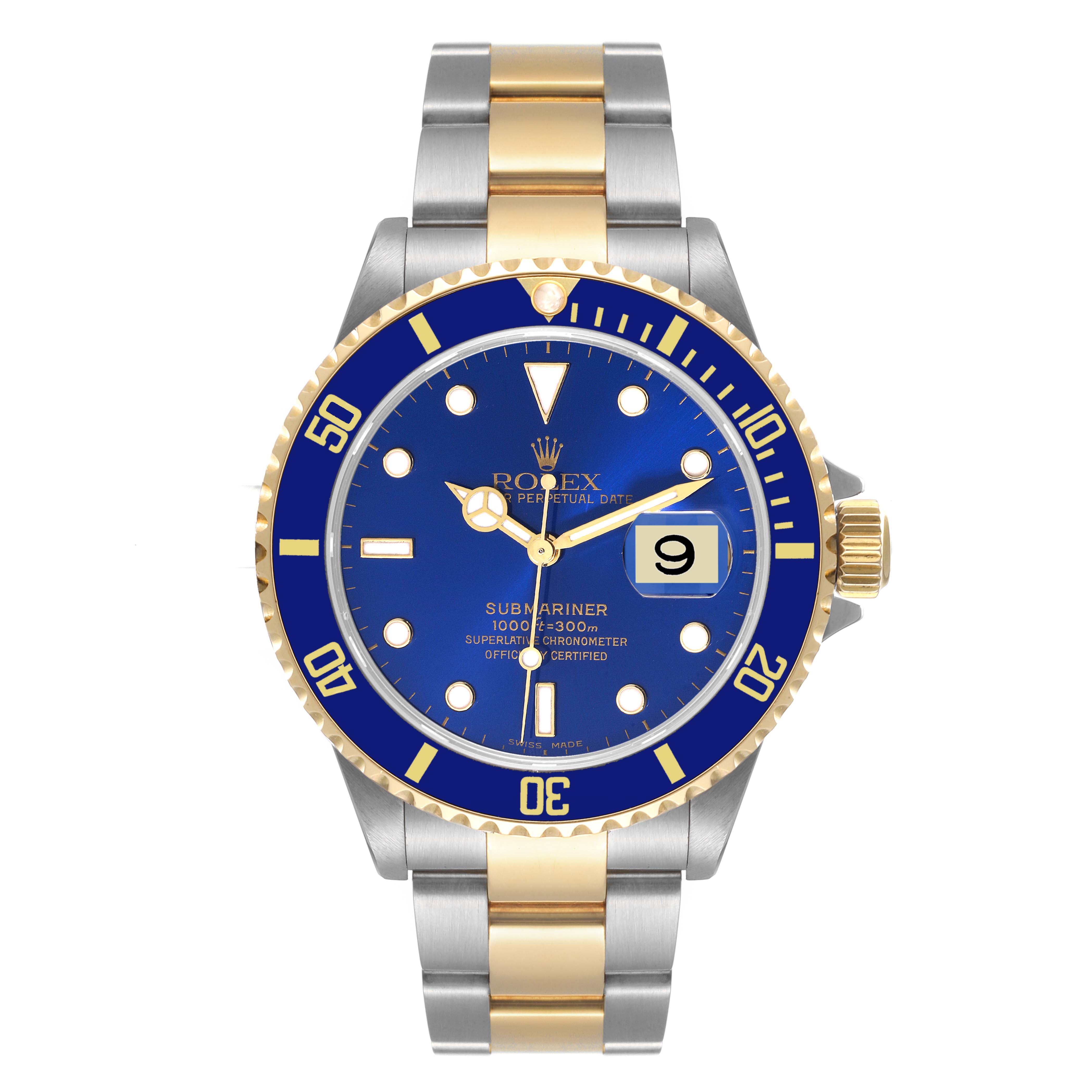 The image shows a front view of the Rolex Submariner 16613 Men
s Steel and Gold (two tone) Blue Dial 16613 Men
s Steel and Gold (two tone) Blue Dial watch, highlighting its blue dial, date display, and two-tone bracelet.