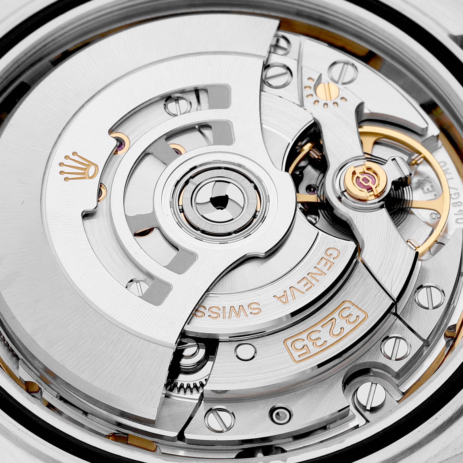 The image shows a close-up of the movement mechanism from an overhead angle in a Rolex Datejust 41 126334 Men
s Stainless Steel Blue Dial 126334 Men
s Stainless Steel Blue Dial model.