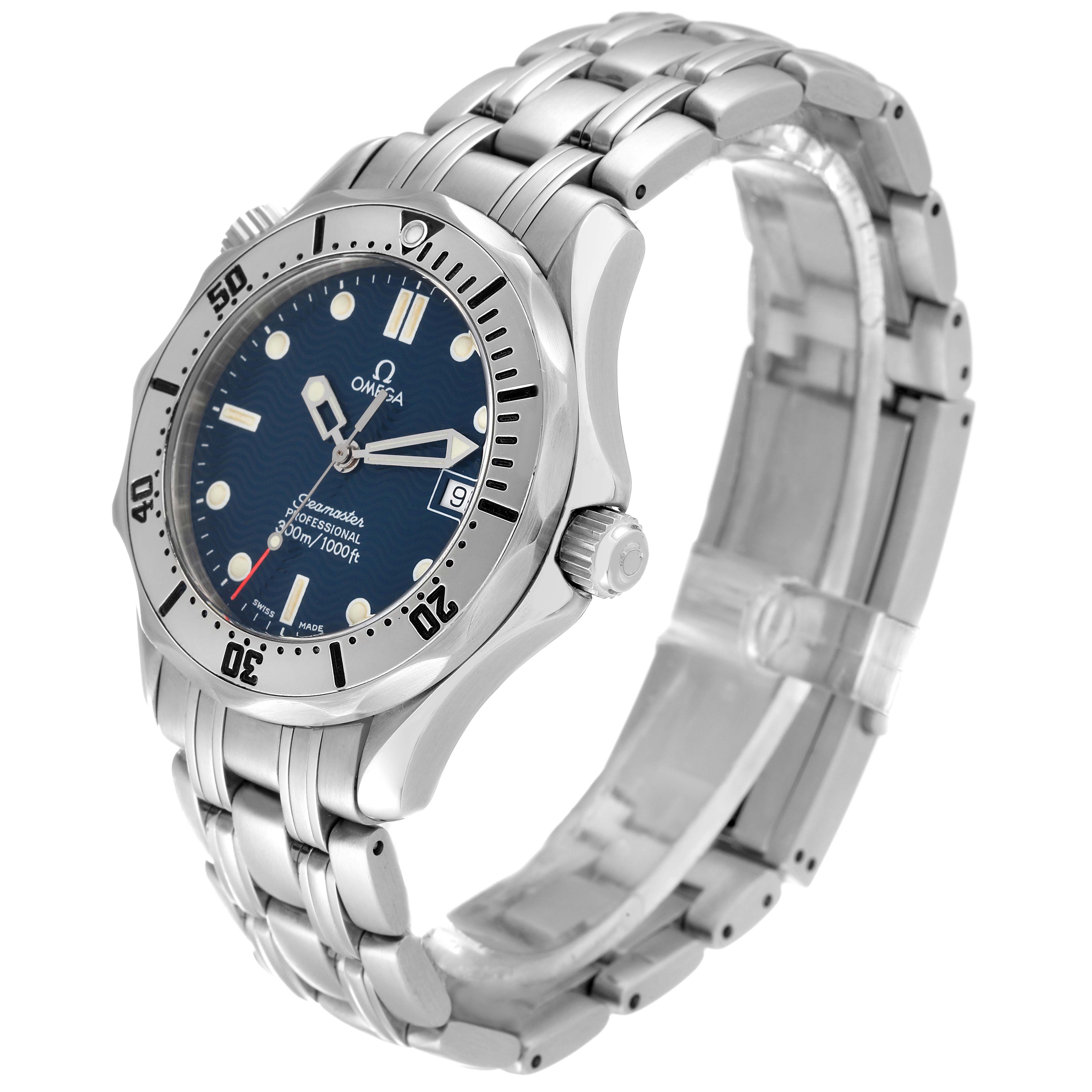 The image shows the Omega Seamaster 2562.80.00 Men's Stainless Steel Blue Dial 2562.80.00 Men's Stainless Steel Blue Dial watch at a three-quarter angle, highlighting its face, bezel, crown, and stainless steel bracelet.