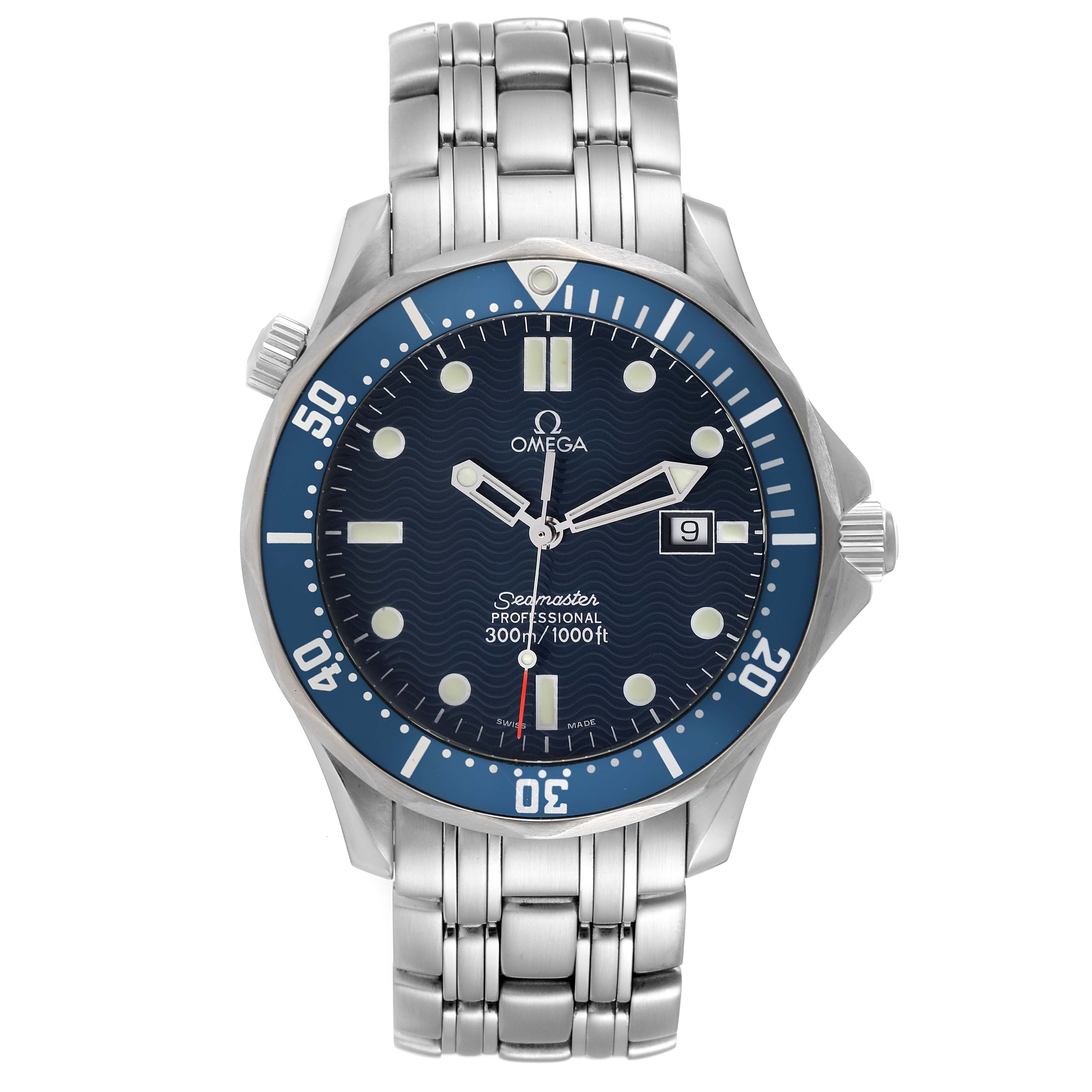 The image shows the Omega Seamaster 2541.80.00 Men's Stainless Steel Blue Dial 2541.80.00 Men's Stainless Steel Blue Dial watch from a front angle, displaying its dial, bezel, crown, and stainless steel bracelet.