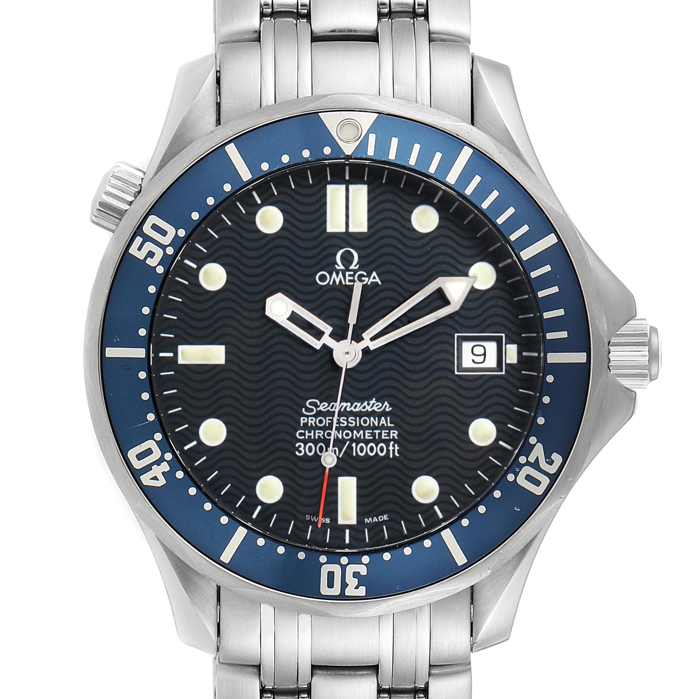 This image shows a frontal view of the Omega Seamaster 2531.80.00 Men's Stainless Steel Blue Dial 2531.80.00 Men's Stainless Steel Blue Dial watch, highlighting its dial, bezel, hands, and bracelet.
