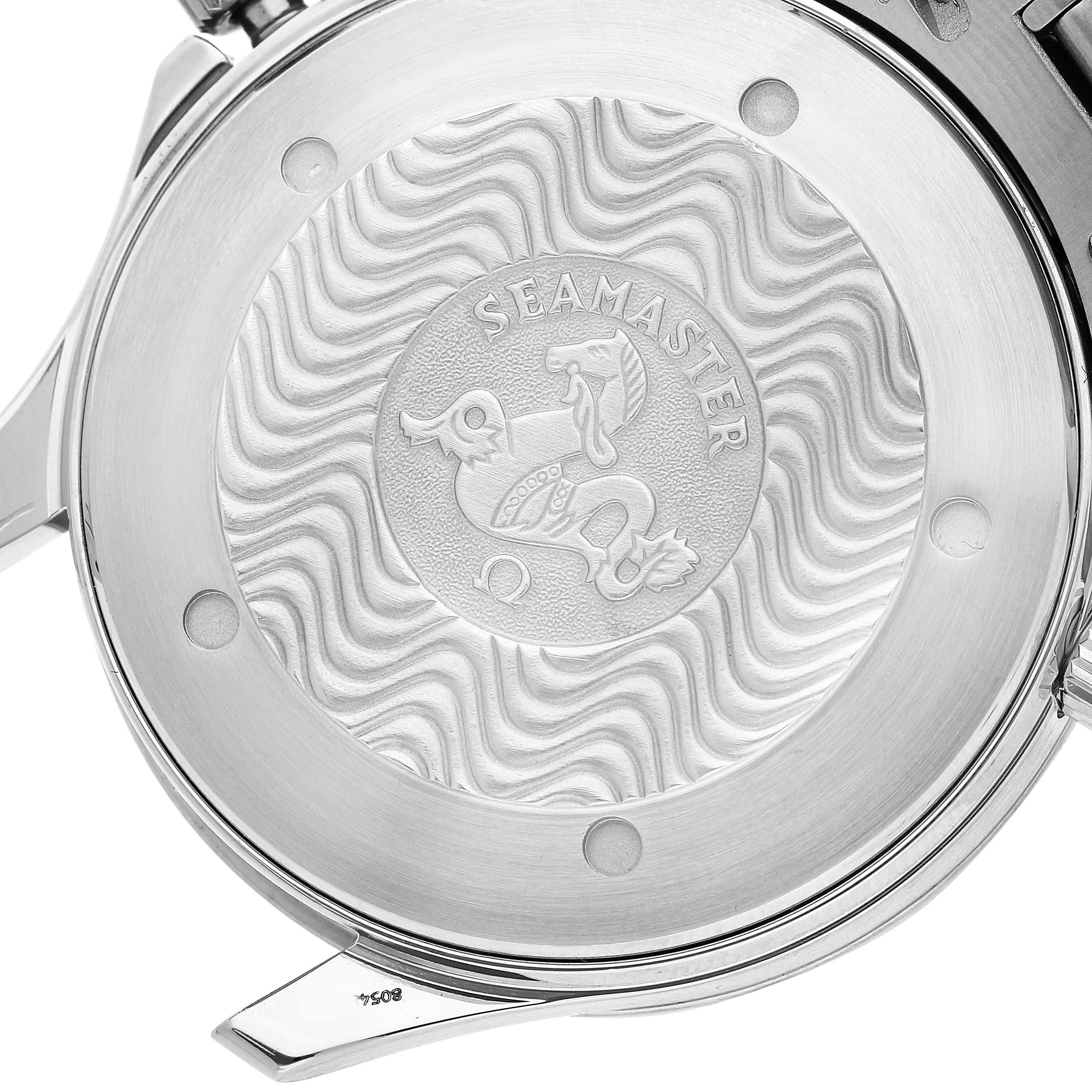 The image shows the case back of the Omega Seamaster 2531.80.00 Men's Stainless Steel Blue Dial watch, featuring a decorative wave pattern and the Seamaster logo.