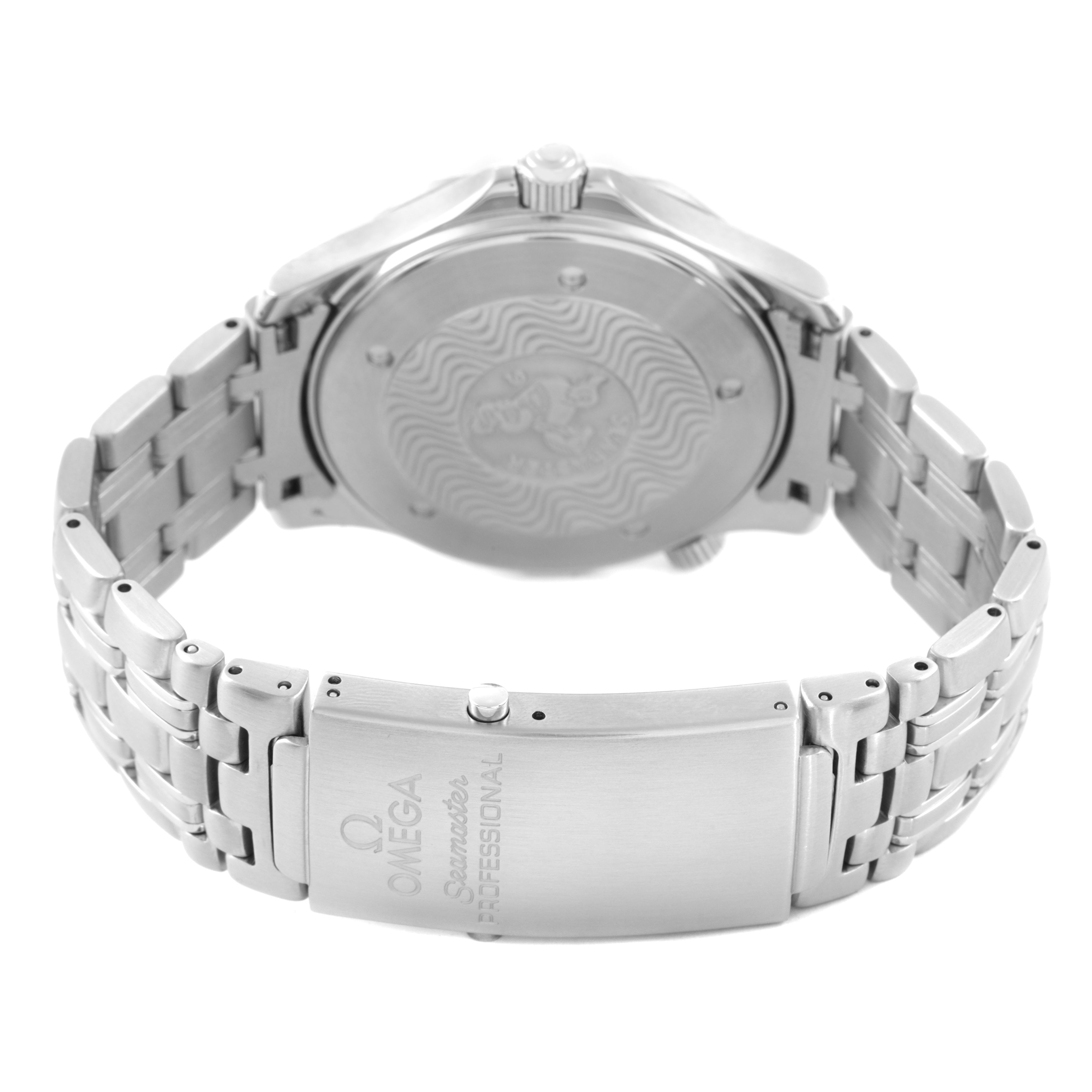 The image shows the back of an Omega Seamaster 2541.80.00 Men's Stainless Steel Blue Dial watch, highlighting the case back and metal bracelet with the clasp.