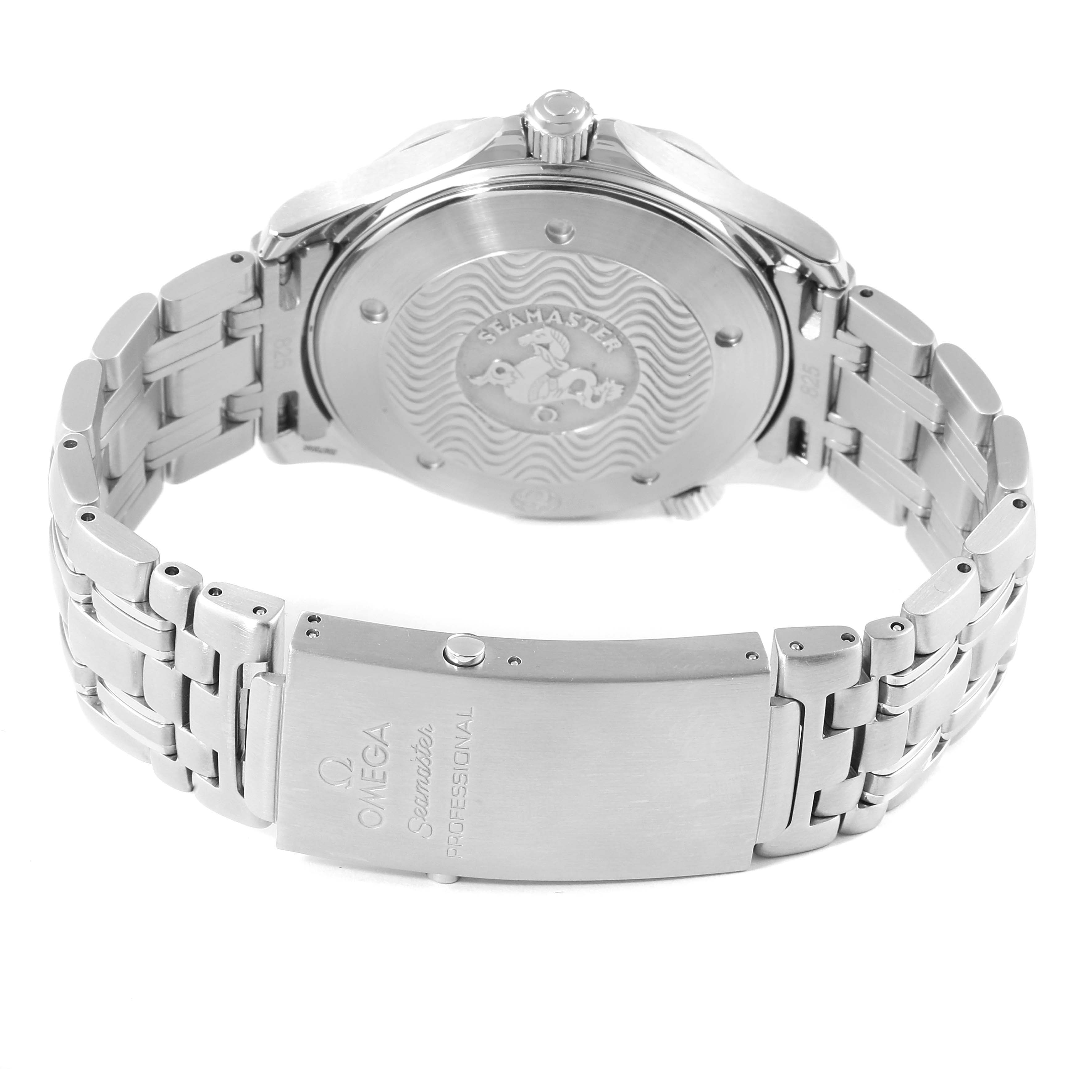 The image shows the back case and stainless steel bracelet of an Omega Seamaster 2531.80.00 Men's Stainless Steel Blue Dial 2531.80.00 Men's Stainless Steel Blue Dial watch.