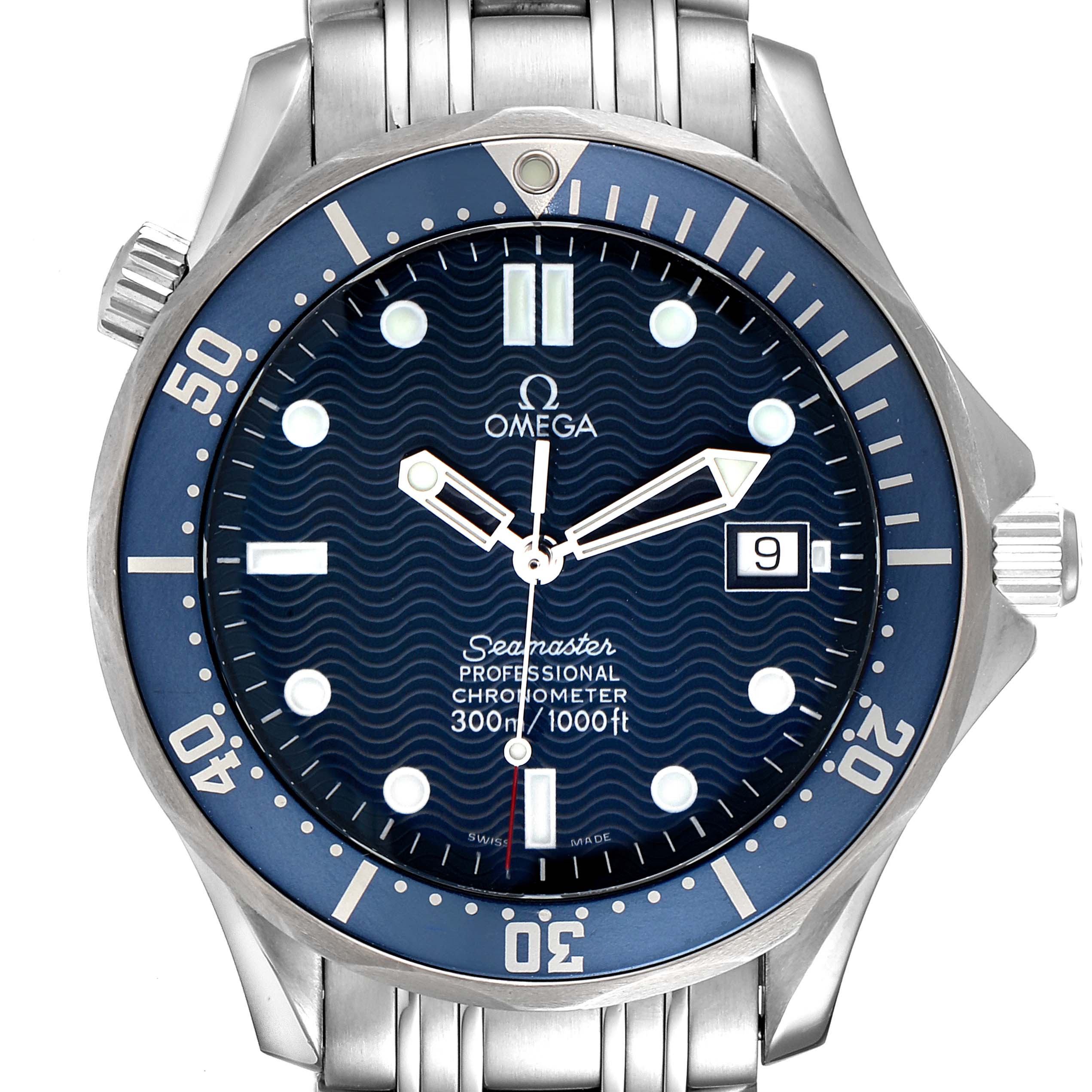 This is a front view of the Omega Seamaster 2531.80.00 Men's Stainless Steel Blue Dial 2531.80.00 Men's Stainless Steel Blue Dial watch, showcasing its dial, bezel, and stainless steel bracelet.