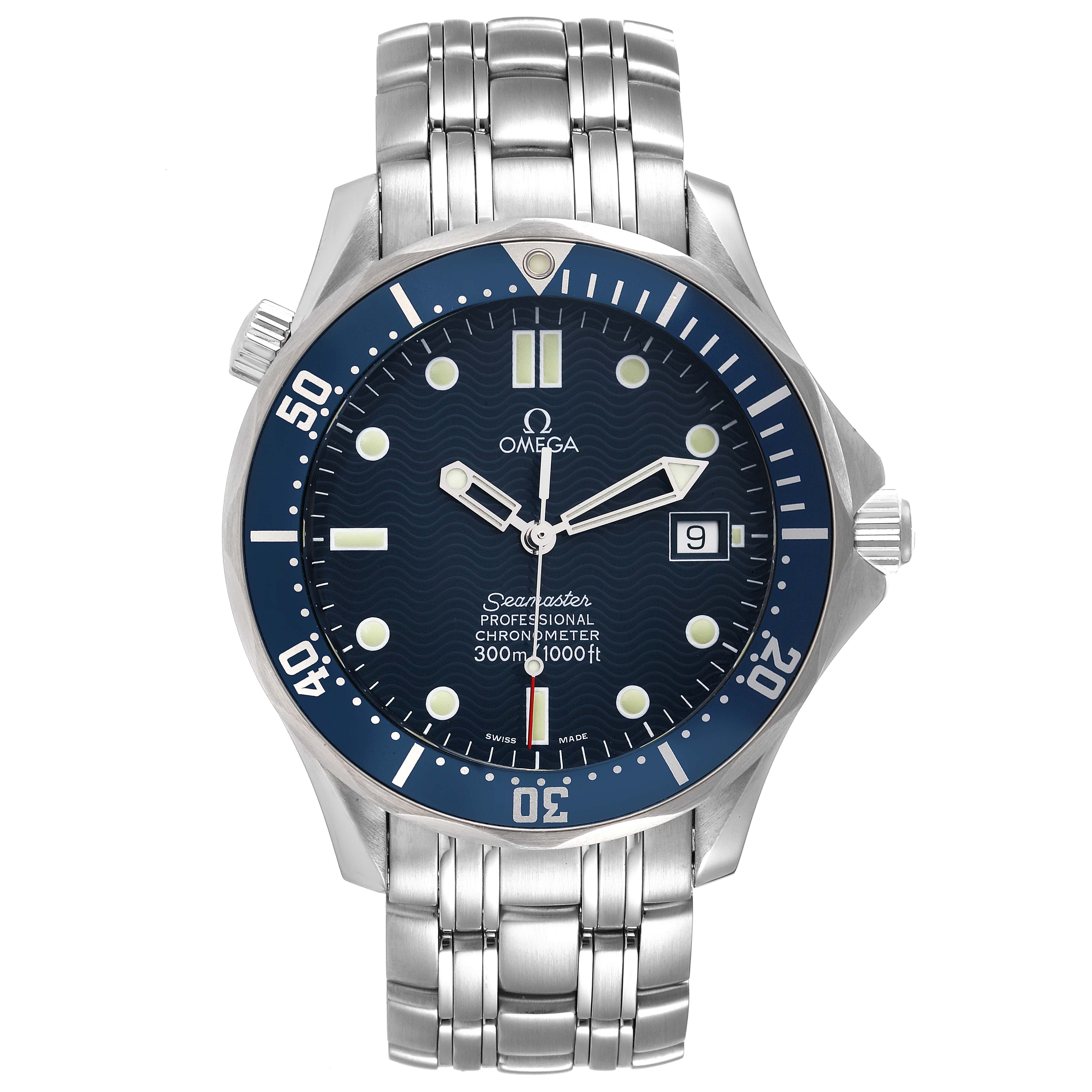 The image shows the front view of an Omega Seamaster 2531.80.00 Men's Stainless Steel Blue Dial 2531.80.00 Men's Stainless Steel Blue Dial watch displaying its face, bezel, and stainless steel bracelet.