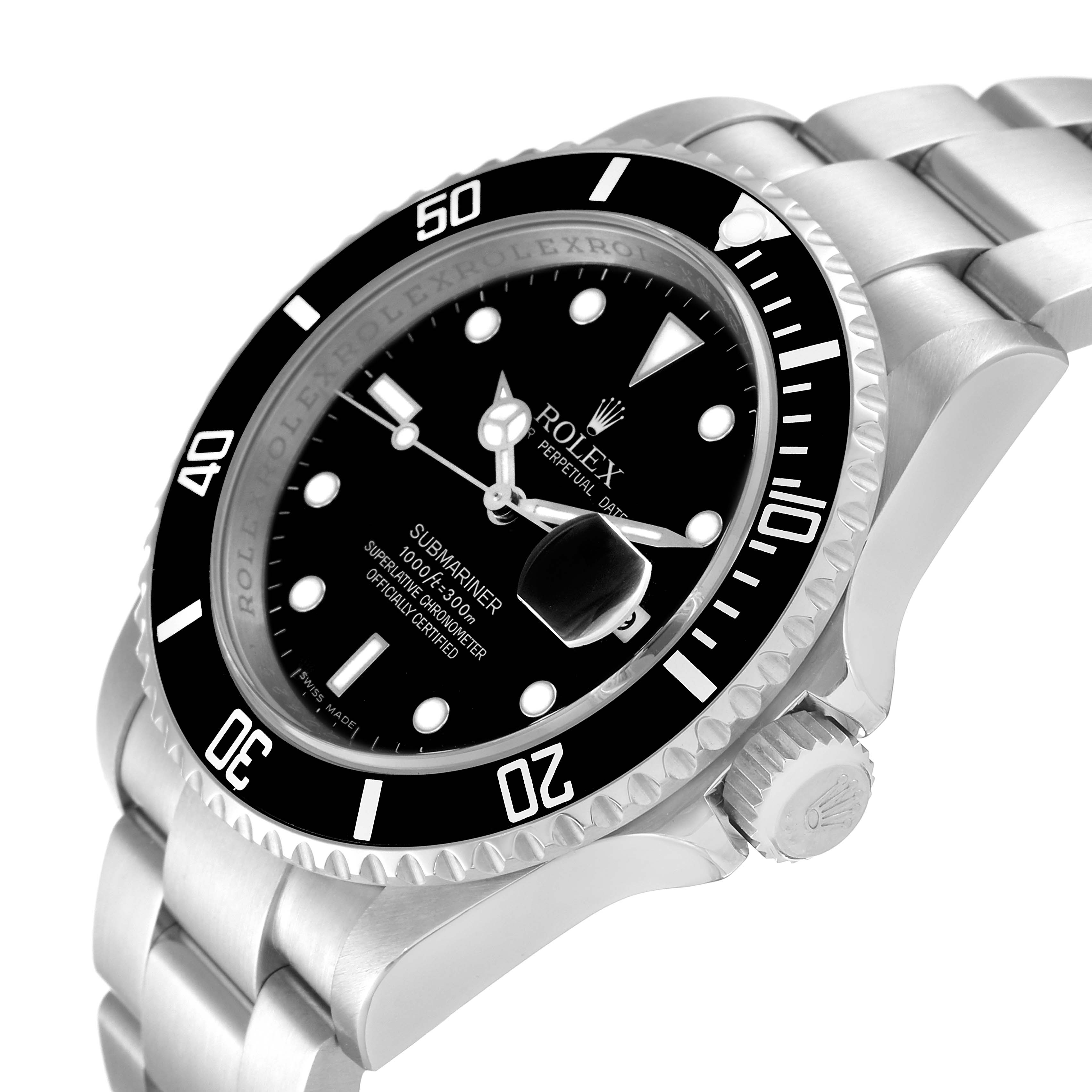 The image shows a side angle of a Rolex Submariner 16610 Men
s Stainless Steel Black Dial 16610 Men
s Stainless Steel Black Dial, focusing on the bezel, dial, bracelet, and crown.