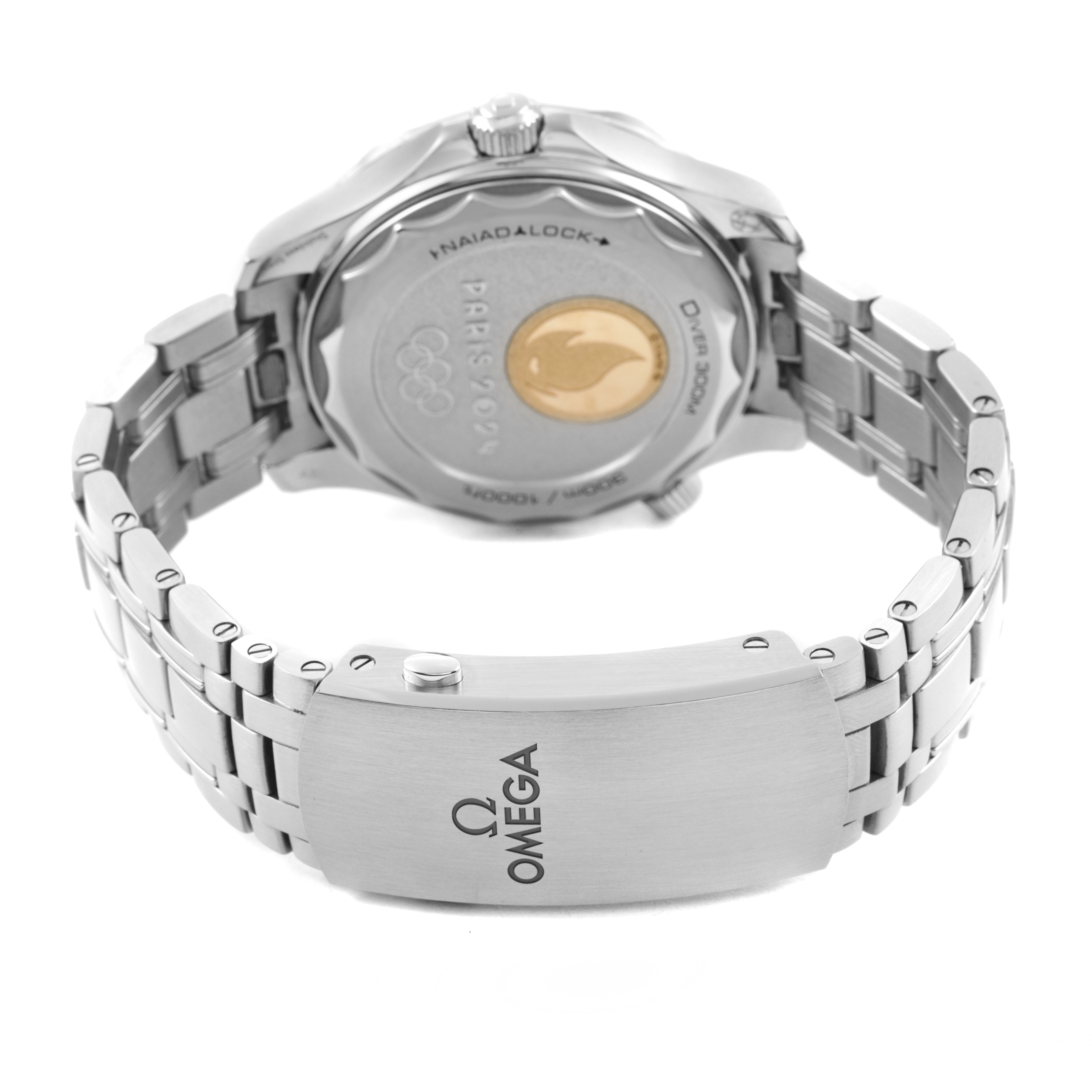 The image shows the back case and stainless steel bracelet of the Omega Seamaster 522.21.42.20.04.001 Men's Steel and Gold (two tone) White Dial, highlighting its clasp and case back details.