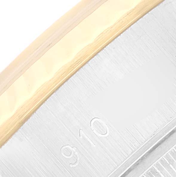 The image shows a close-up angle of the bezel and part of the dial of a Rolex Datejust 69173 Women's Steel and Gold (two tone) Champagne Dial 69173 Women's Steel and Gold (two tone) Champagne Dial watch.