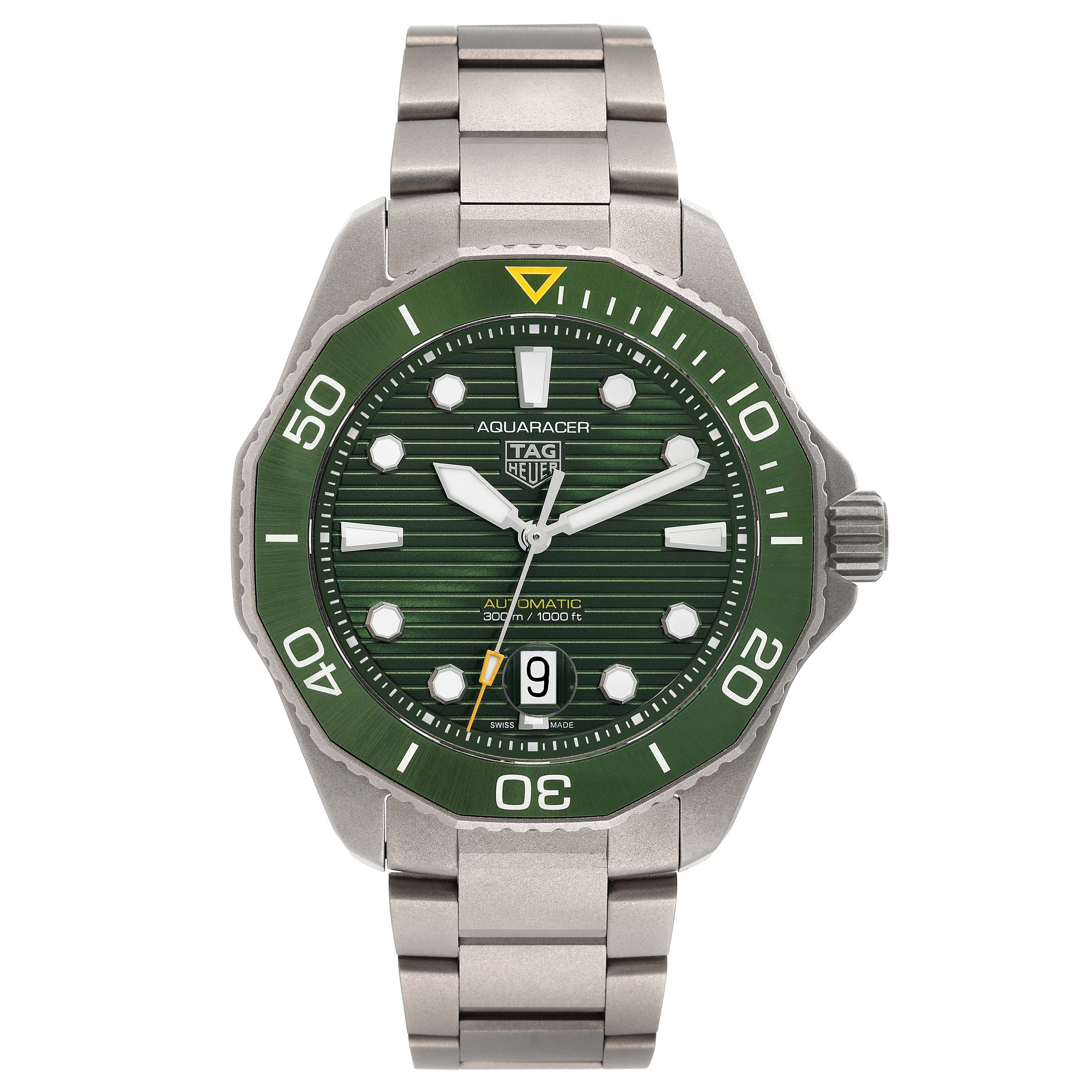 TAGHEUER　902 208 New 2021 Tag Heuer Aquaracer Titanium Green Dial Ref