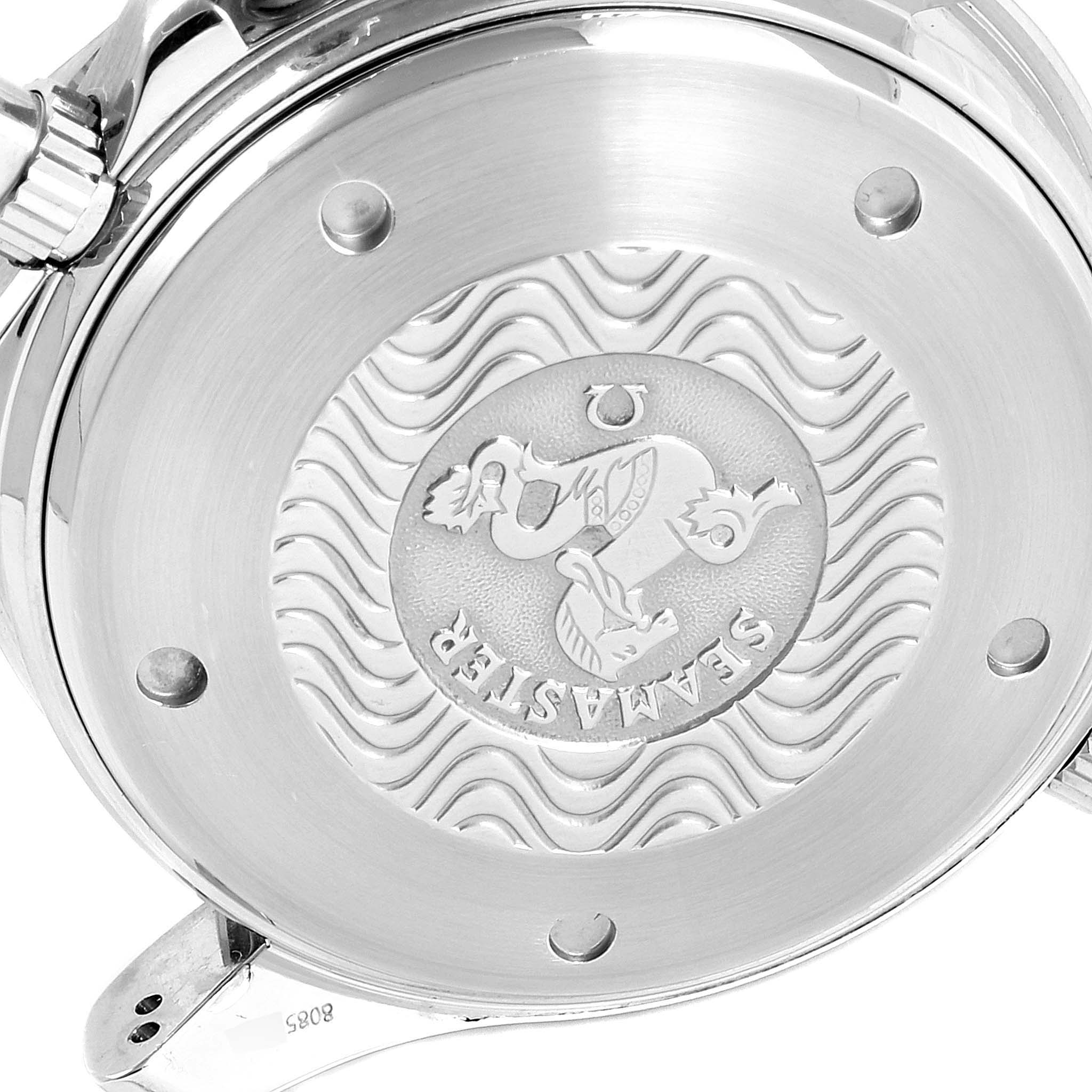 The image shows the case back of the Omega Seamaster 2599.80.00 Men
s Stainless Steel Blue Dial 2599.80.00 Men
s Stainless Steel Blue Dial watch, highlighting the engraved Seamaster logo.