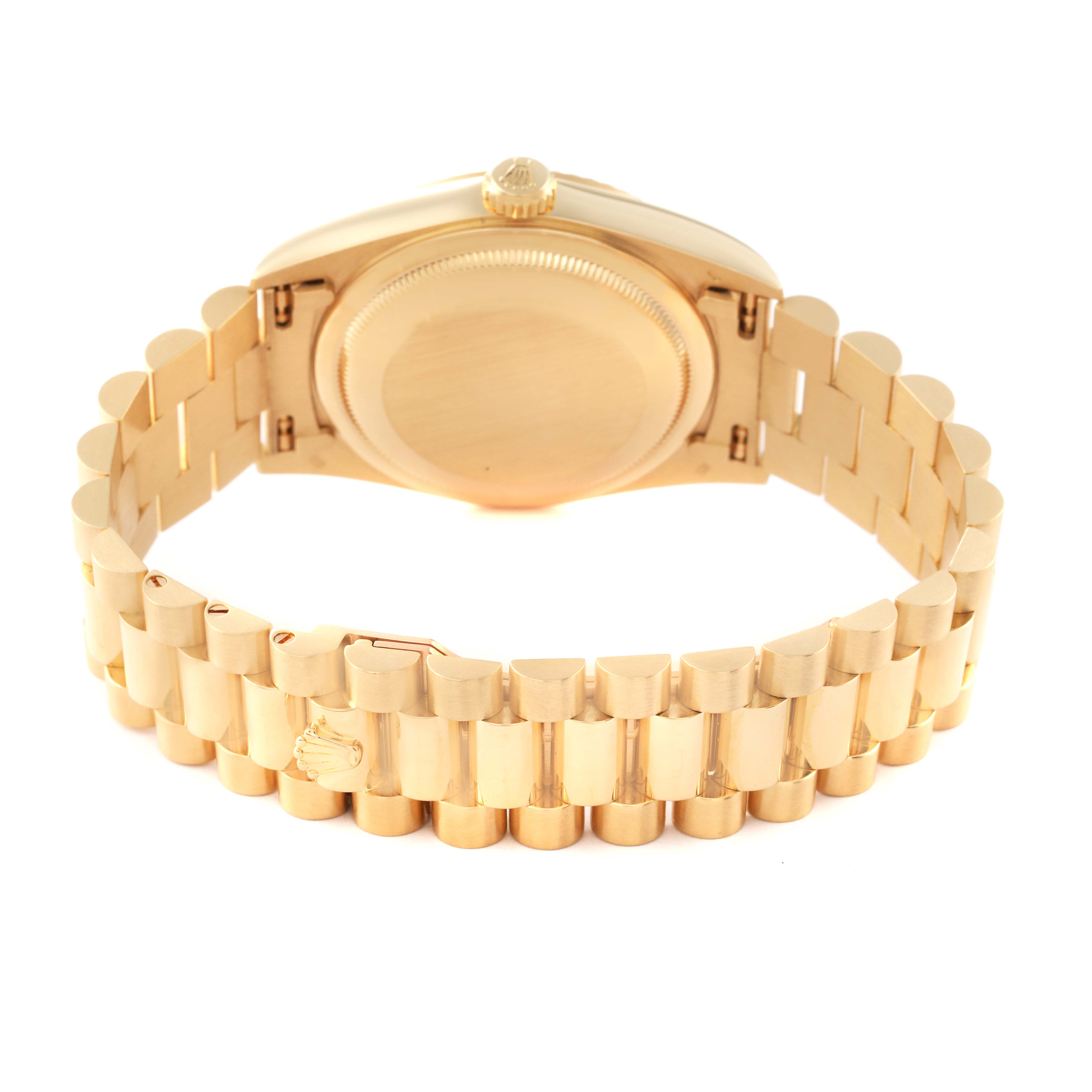 This image shows the back view of a Rolex President 18238 Men
s Yellow Gold Champagne Dial 18238 Men
s Yellow Gold Champagne Dial model watch, highlighting its case back and President bracelet.