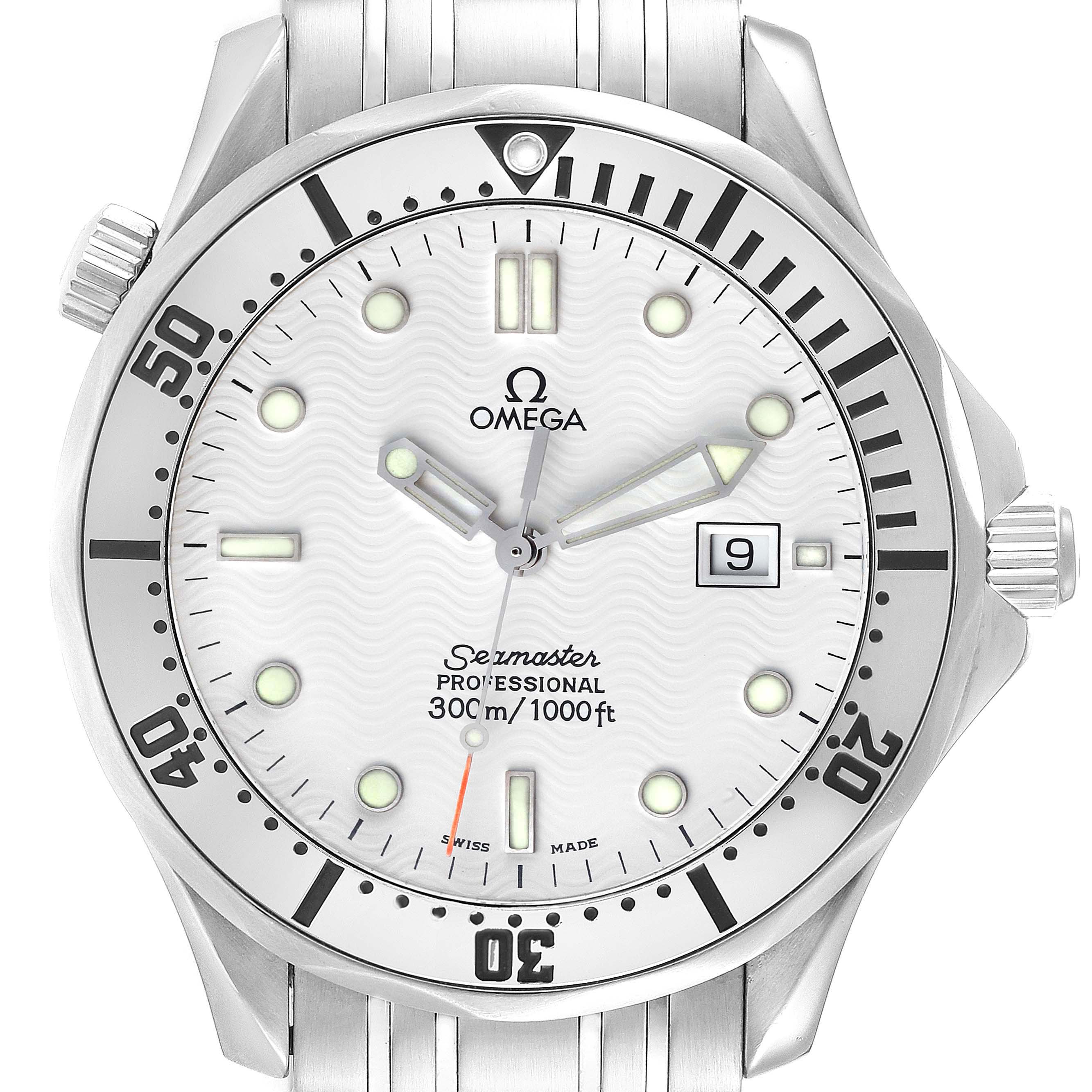 This image shows an Omega Seamaster 2542.20.00 Men's Stainless Steel White Dial 2542.20.00 Men's Stainless Steel White Dial model watch from a top-down angle, highlighting its face, bezel, crown, and bracelet.