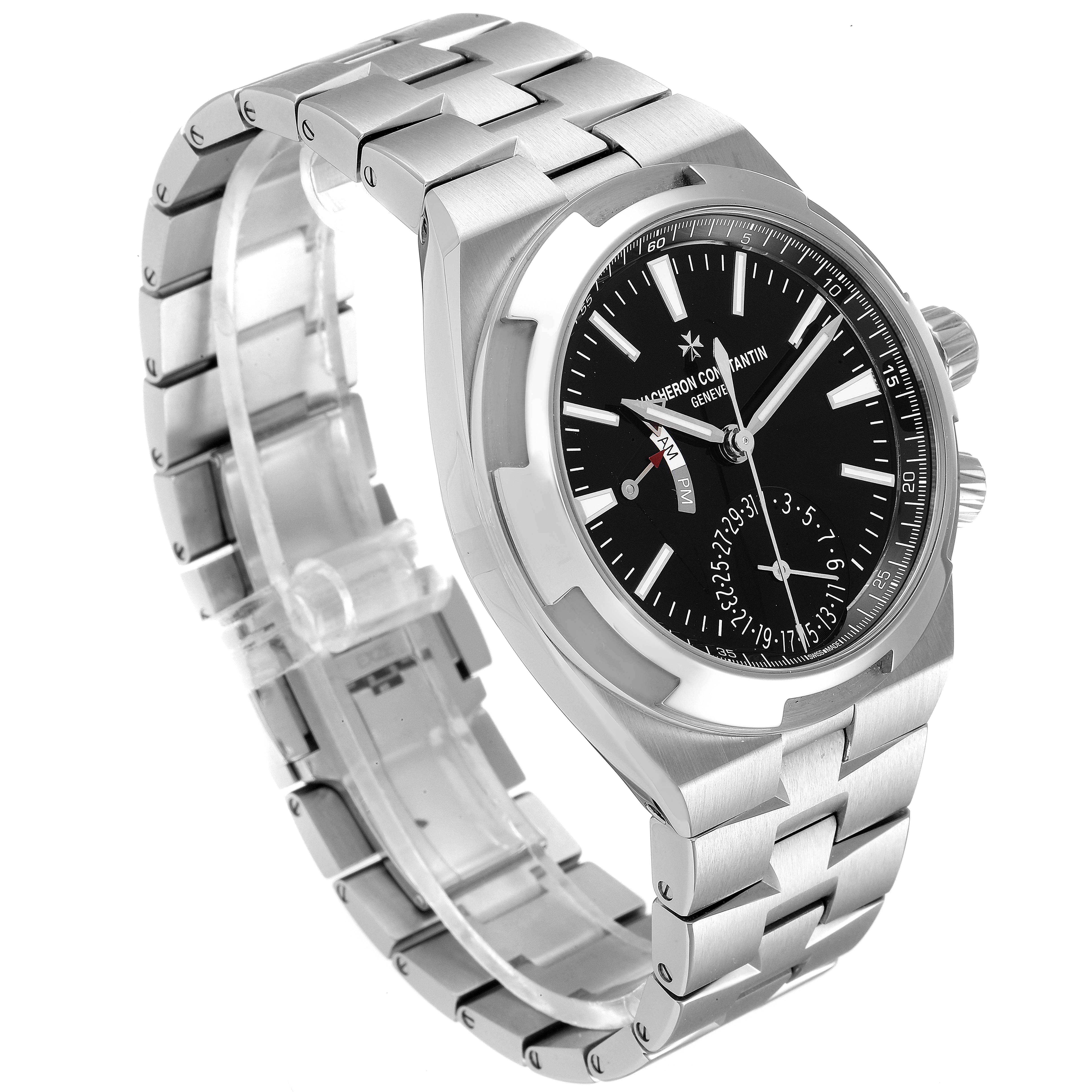 This Vacheron Constantin Overseas 7900V/110A Men
s Stainless Steel Black Dial 7900V/110A Men
s Stainless Steel Black Dial watch is shown at a three-quarter angle, highlighting the face, bezel, and bracelet.