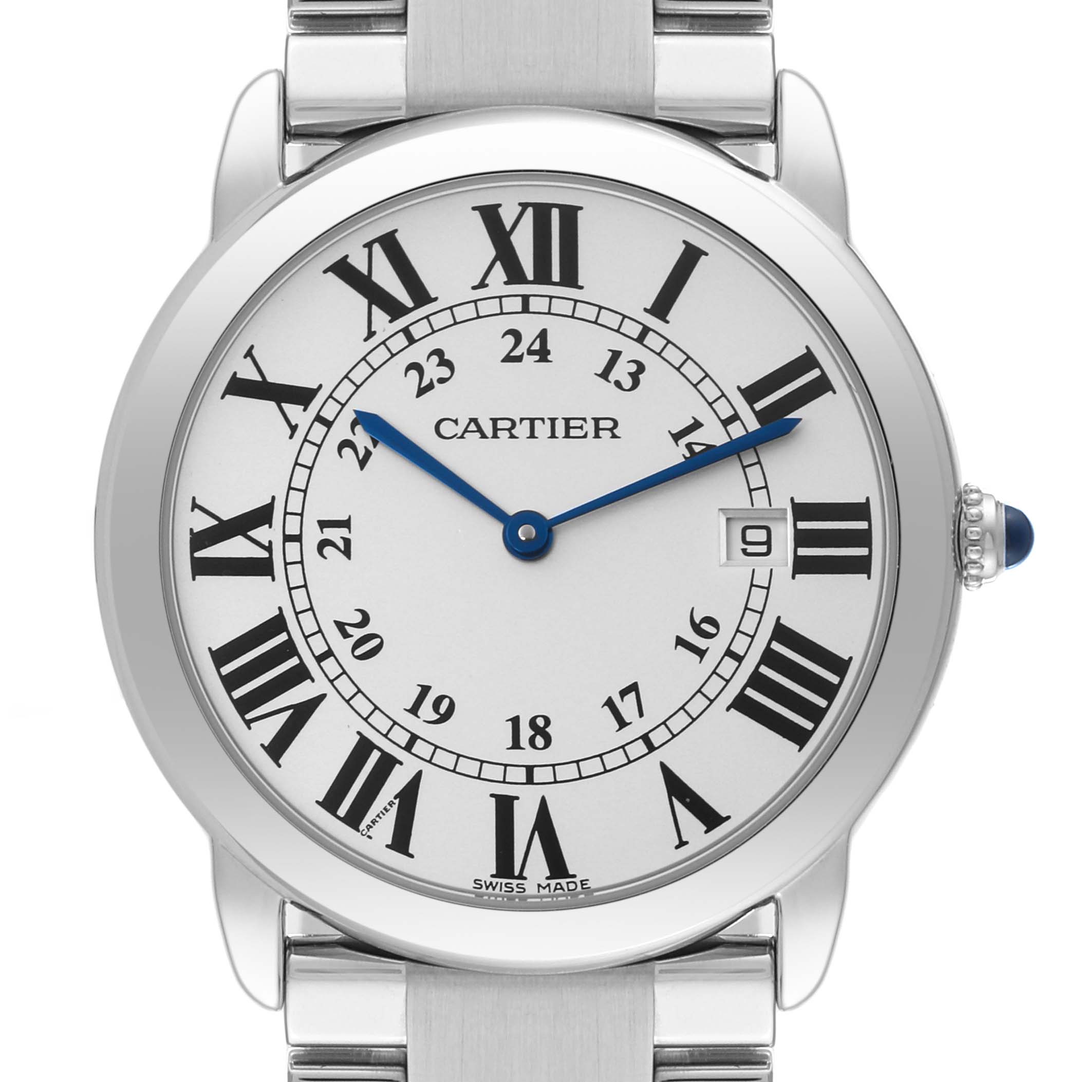 The Cartier Ronde W6701005 Men
s Stainless Steel Silver Dial W6701005 Men
s Stainless Steel Silver Dial model watch is shown from the front, displaying its face, numerals, hands, and part of the bracelet.