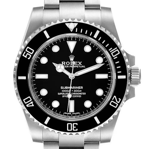 This image shows the Rolex Submariner watch face and bezel from a front angle.