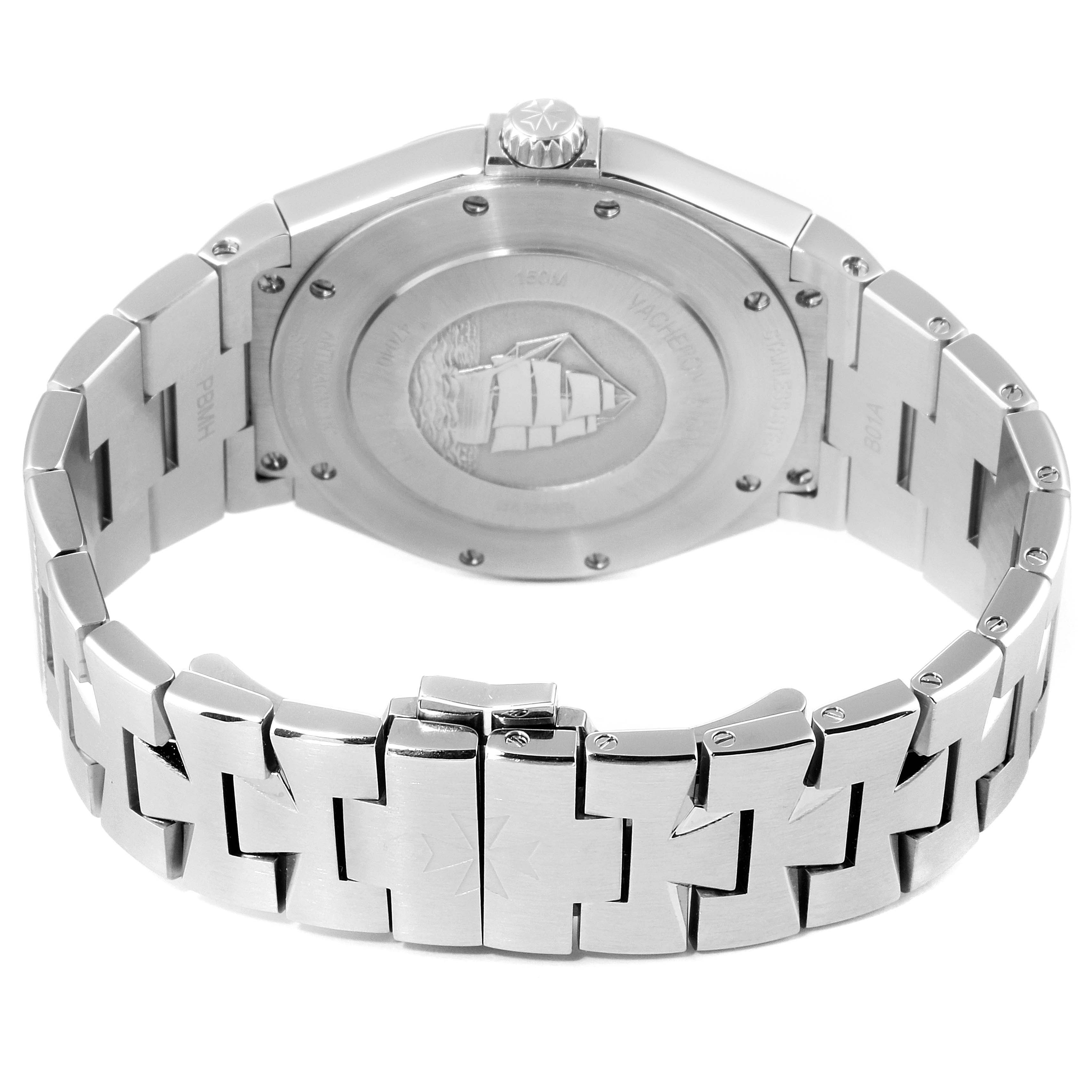 The image shows the back case and stainless steel bracelet of the Vacheron Constantin Overseas 47040/B01A-9094 Men's Stainless Steel Black Dial 47040/B01A-9094 Men's Stainless Steel Black Dial model.