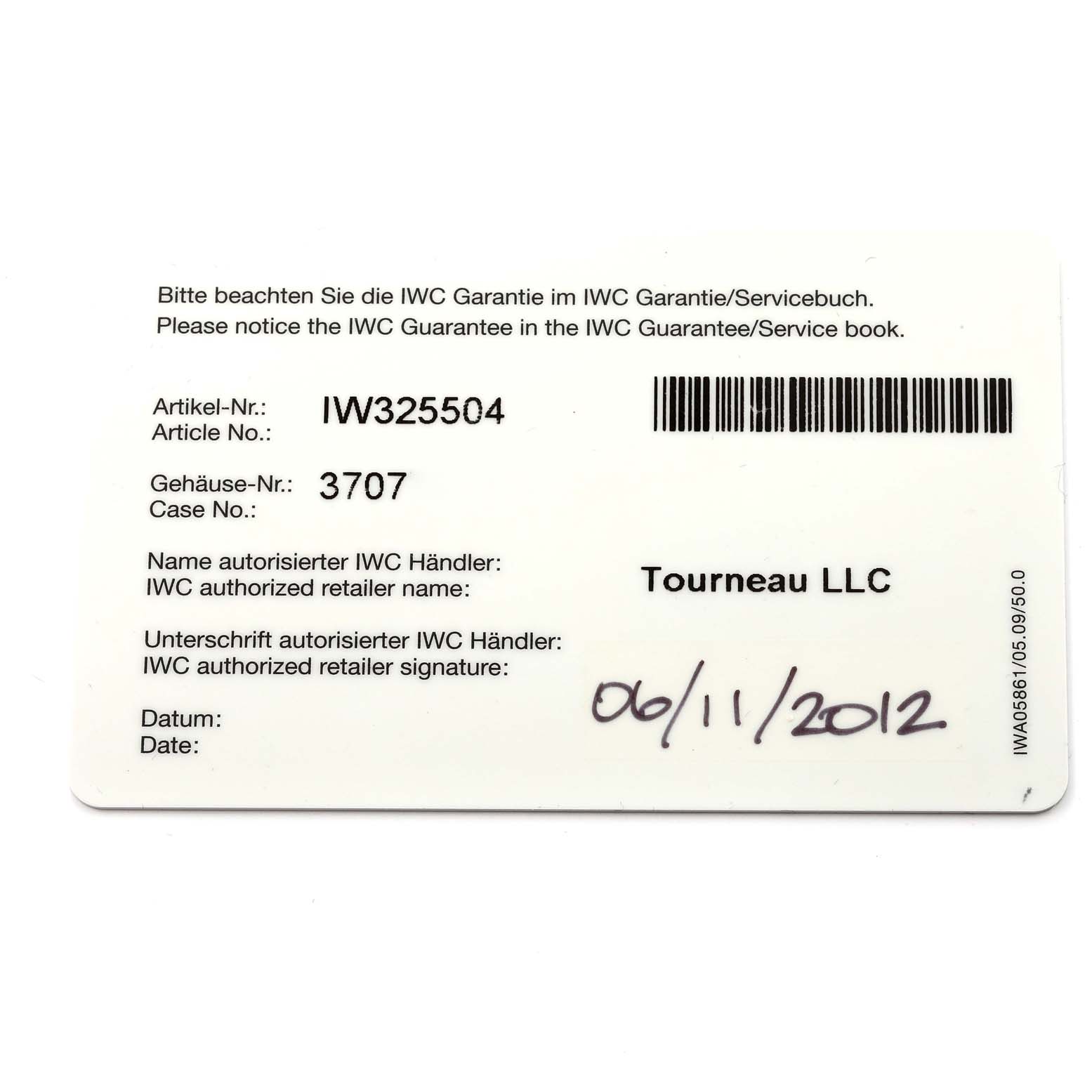 This image shows the guarantee/service book card for the IWC Pilot IW325504 Men
s Stainless Steel Black Dial IW325504 Men
s Stainless Steel Black Dial model watch with details like article number, case number, retailer, and date.