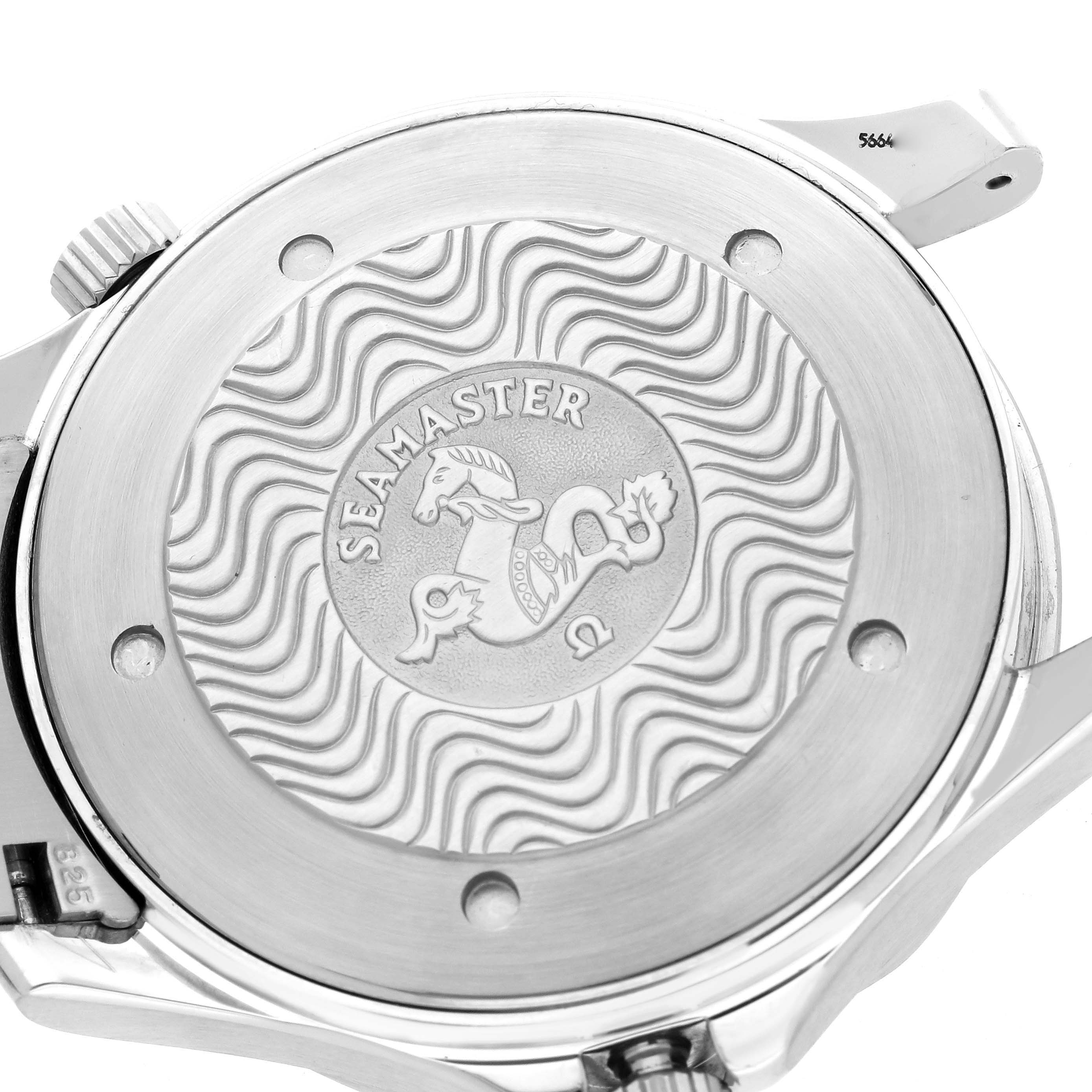 The image shows the case back of an Omega Seamaster 2541.80.00 Men
s Stainless Steel Blue Dial 2541.80.00 Men
s Stainless Steel Blue Dial watch, featuring engraved wave patterns and logo.