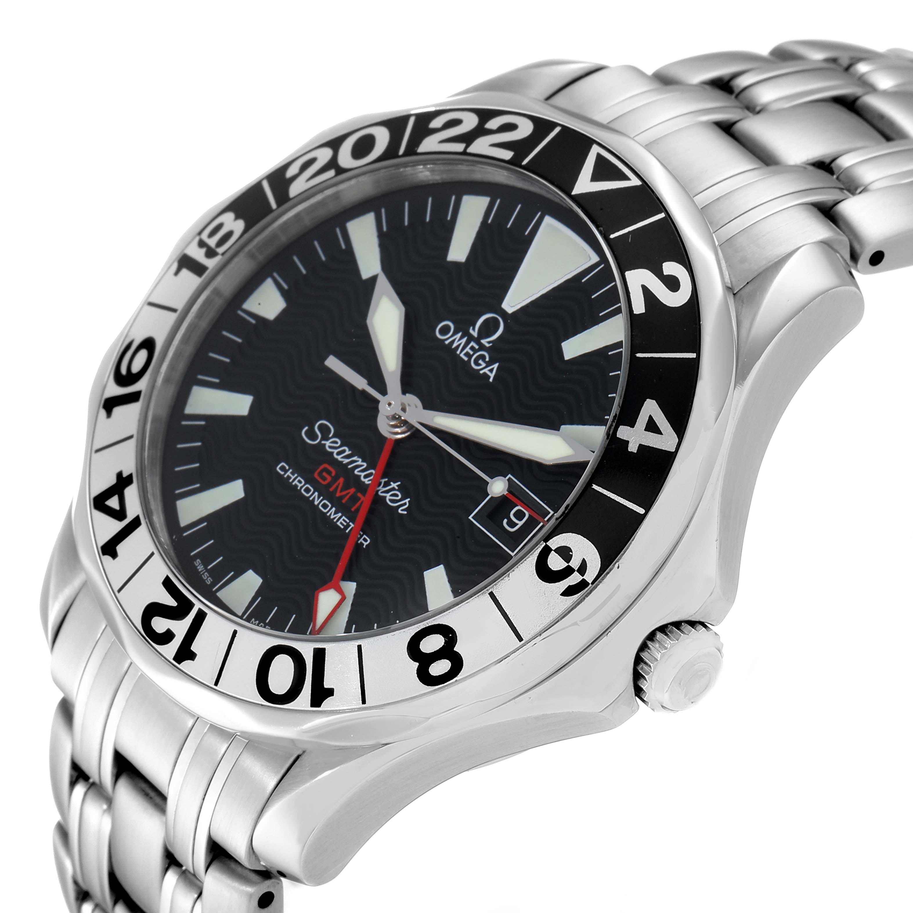 This Omega Seamaster 2534.50.00 Men's Stainless Steel Black Dial 2534.50.00 Men's Stainless Steel Black Dial watch is shown in a close-up view displaying the dial, bezel, crown, and bracelet.