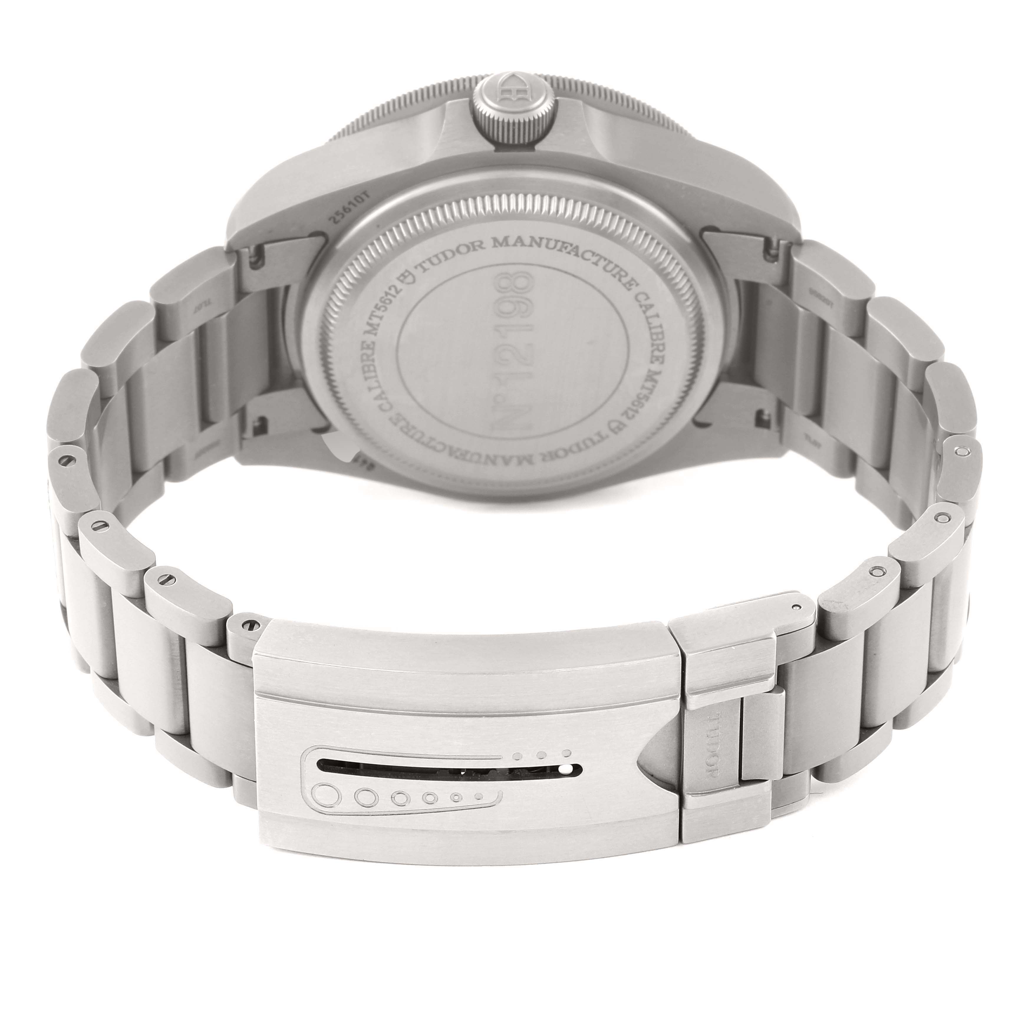 This image shows the backside and clasp of a Tudor Pelagos 25610TNL Men
s Titanium Black Dial 25610TNL Men
s Titanium Black Dial watch in a slightly angled view.