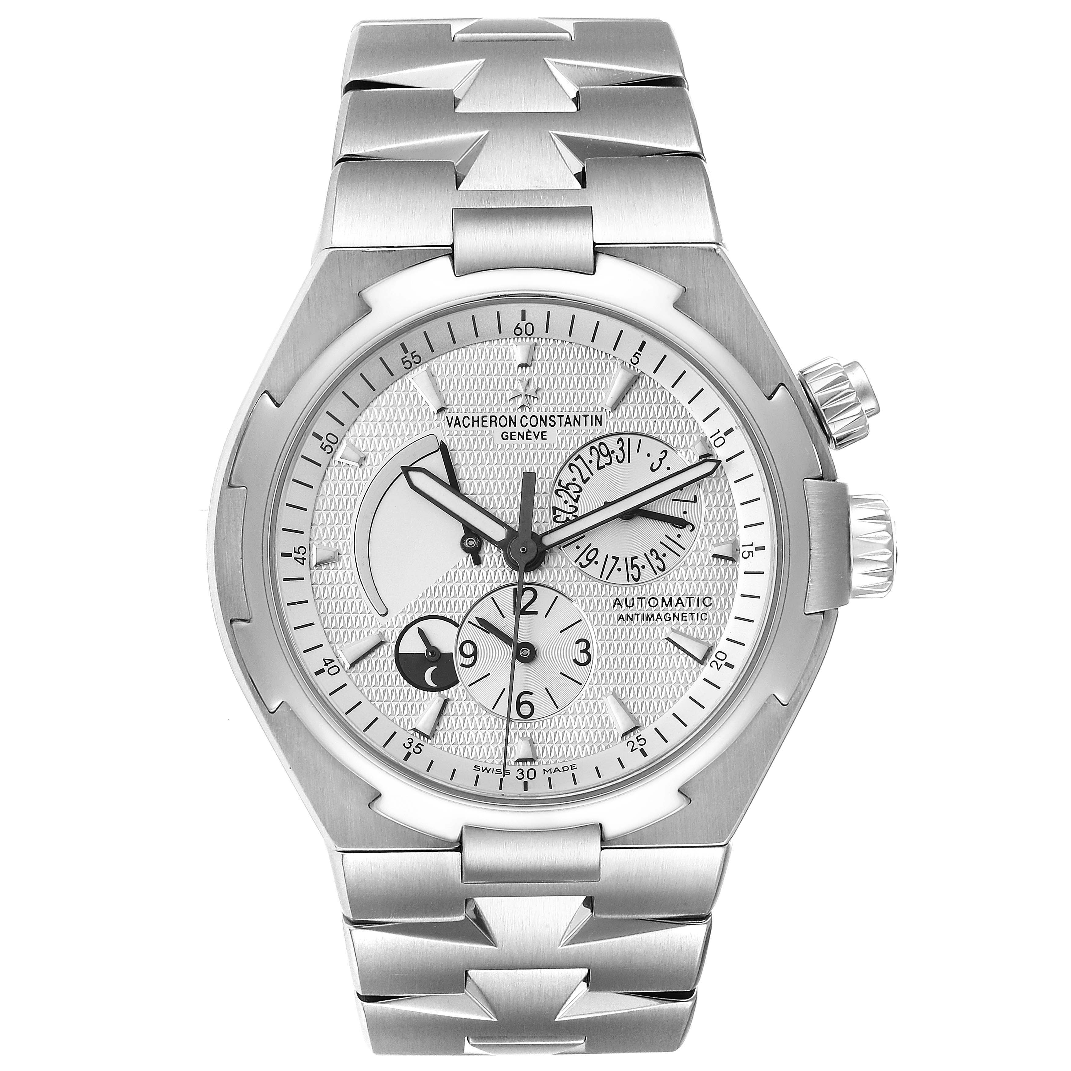 This image shows a frontal view of the Vacheron Constantin Overseas 47450/B01A-9226 Men
s Stainless Steel Silver Dial 47450/B01A-9226 Men
s Stainless Steel Silver Dial model watch, displaying its dial, bezel, and bracelet.