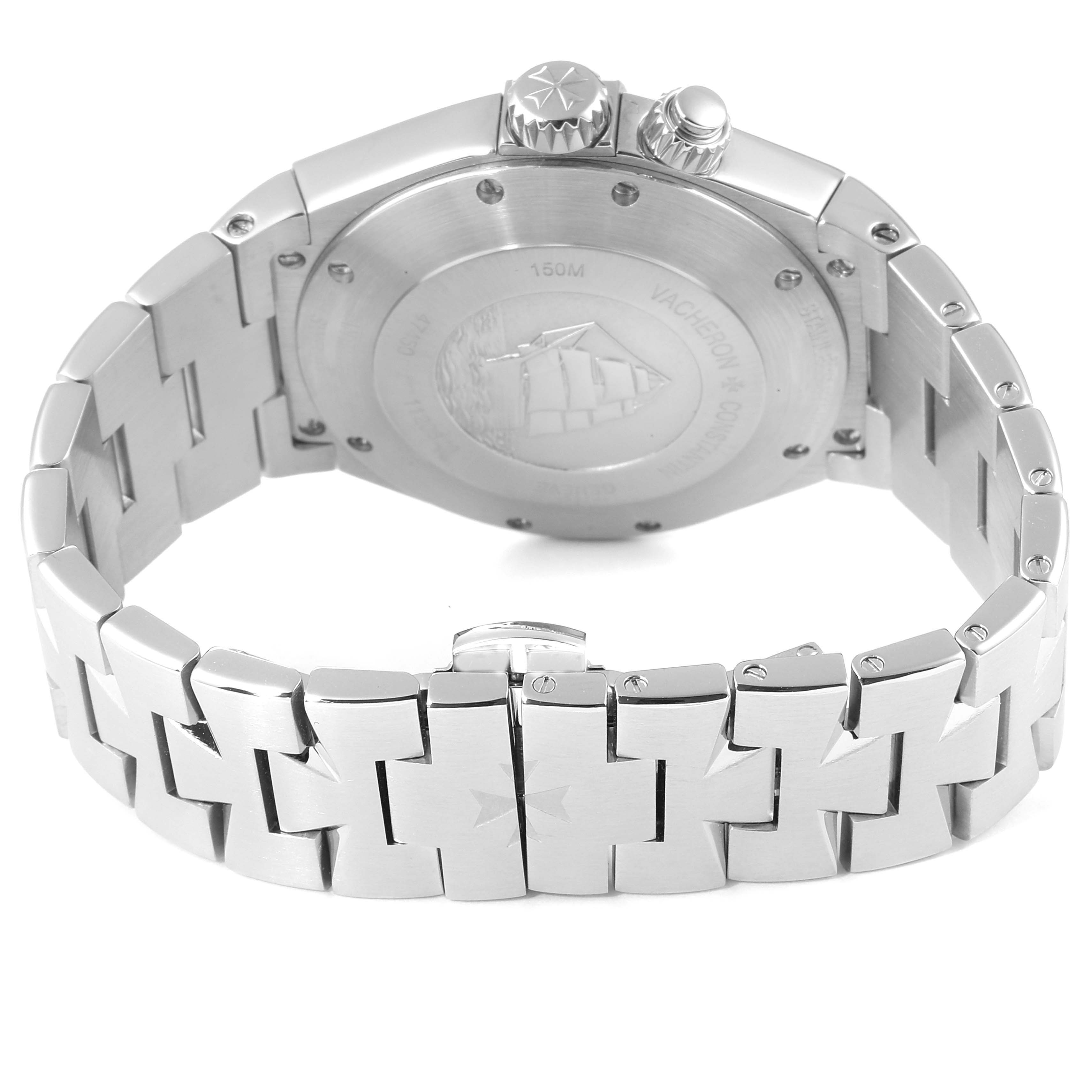 The image shows the case back and bracelet of a Vacheron Constantin Overseas 47450/B01A-9226 Men
s Stainless Steel Silver Dial 47450/B01A-9226 Men
s Stainless Steel Silver Dial watch from an angled rear view.