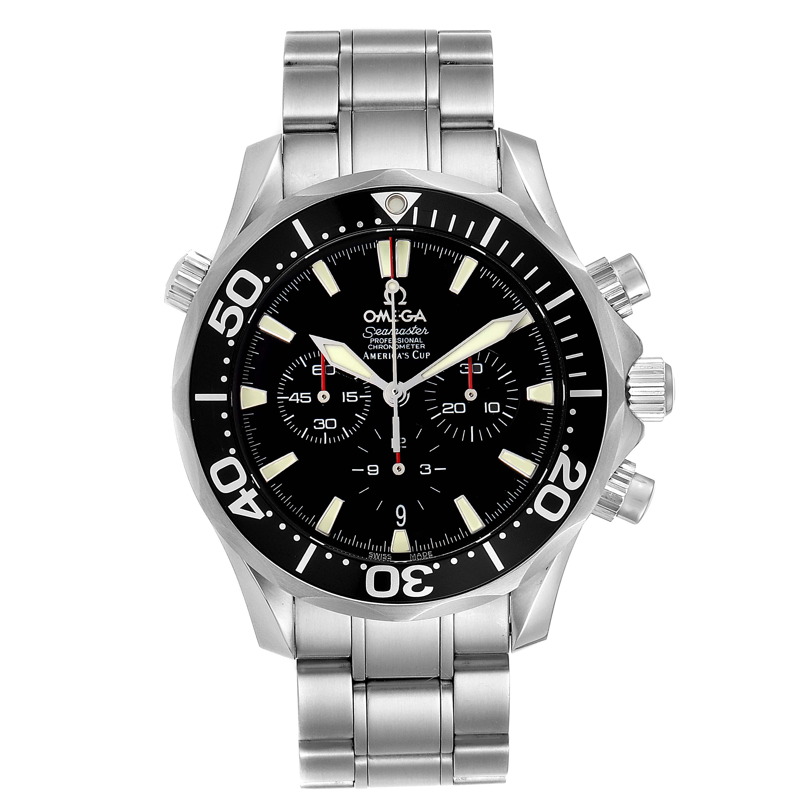 This image shows a front view of the Omega Seamaster 2594.50.00 Men
s Stainless Steel Black Dial 2594.50.00 Men
s Stainless Steel Black Dial watch, highlighting its bezel, dial, and stainless steel bracelet.