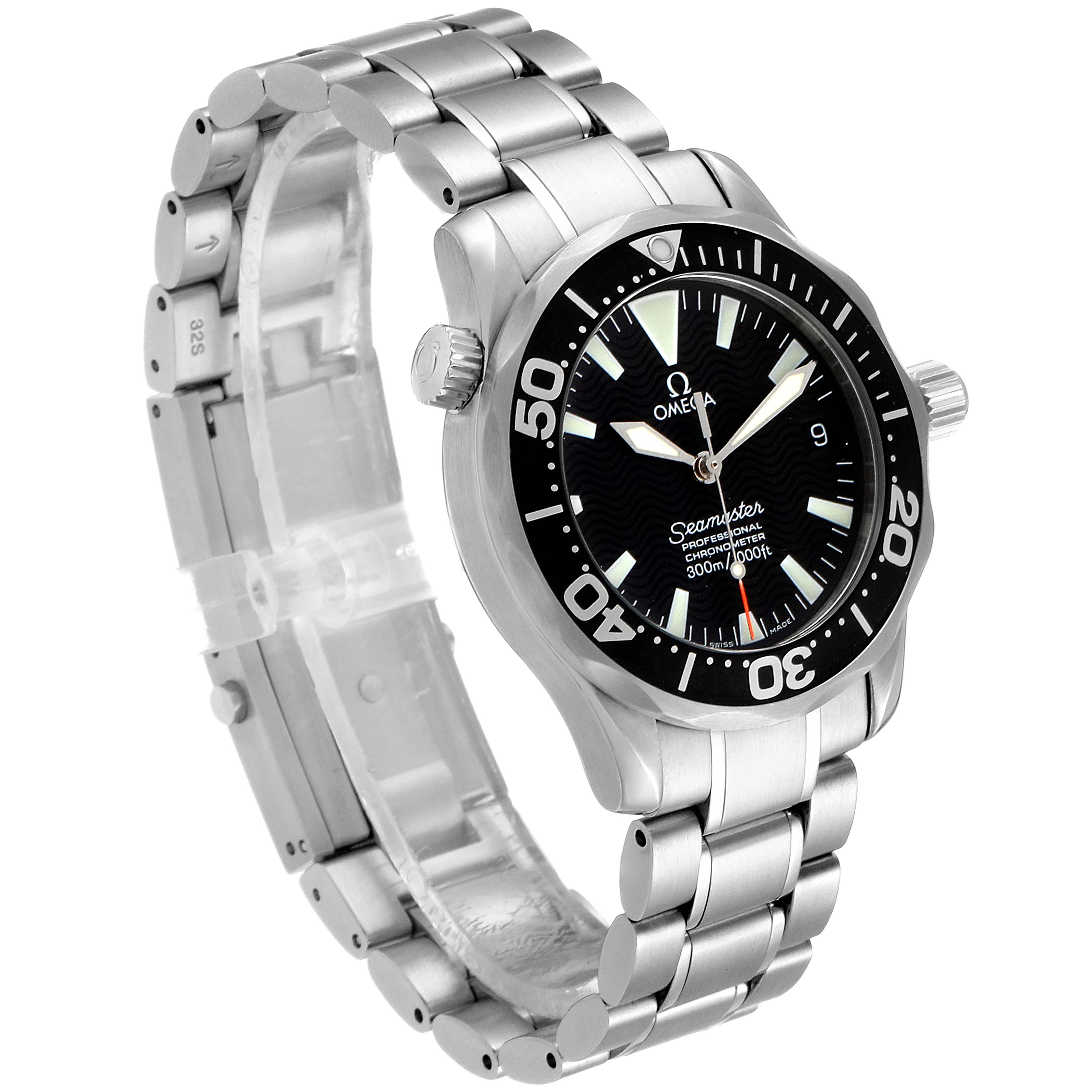 The image shows an angled view of an Omega Seamaster 2252.50.00 Men
s Stainless Steel Black Dial 2252.50.00 Men
s Stainless Steel Black Dial watch featuring its dial, bezel, crown, and metal bracelet.
