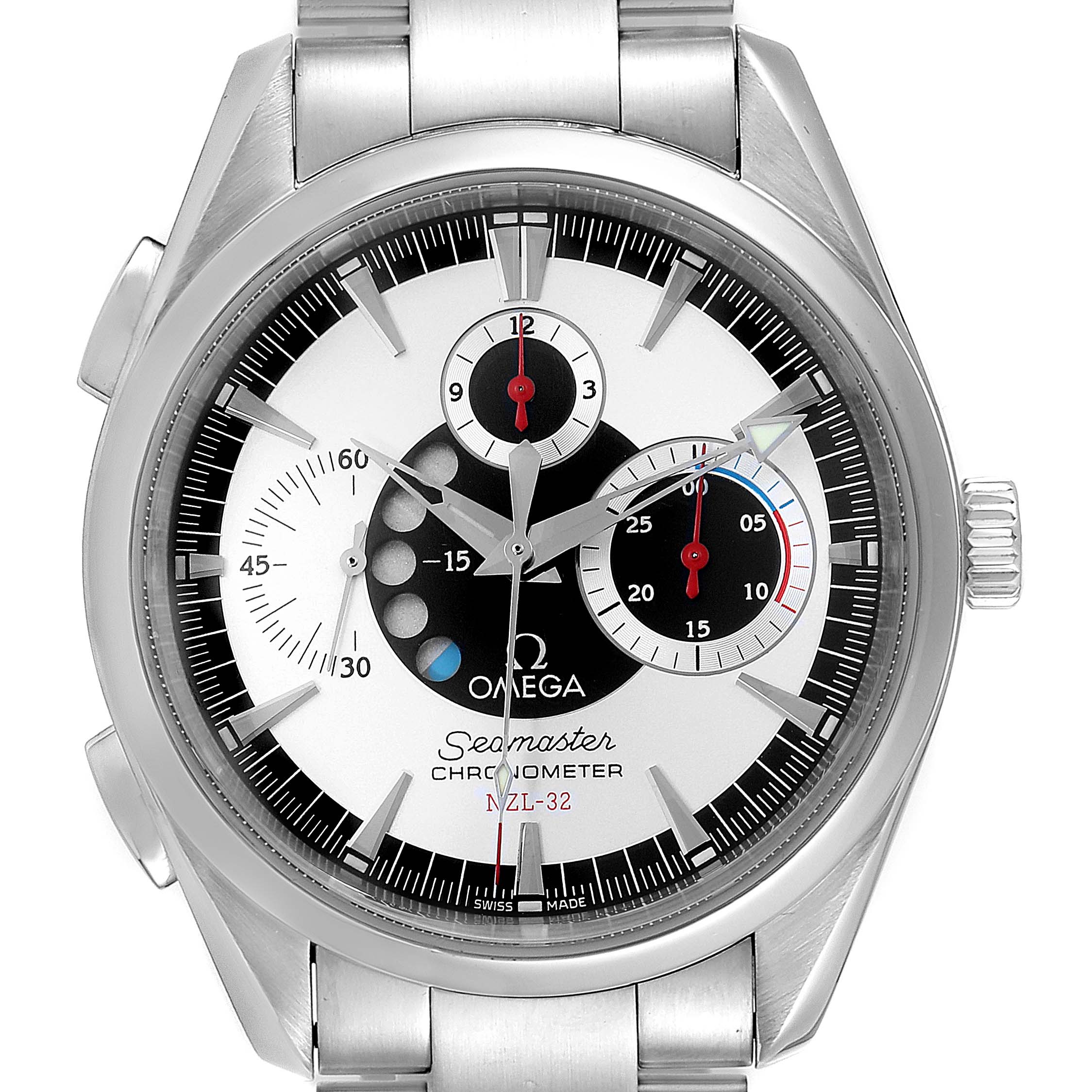 The image shows the front face of the Omega Seamaster Aqua Terra model, displaying its dial, hands, sub-dials, and bracelet.