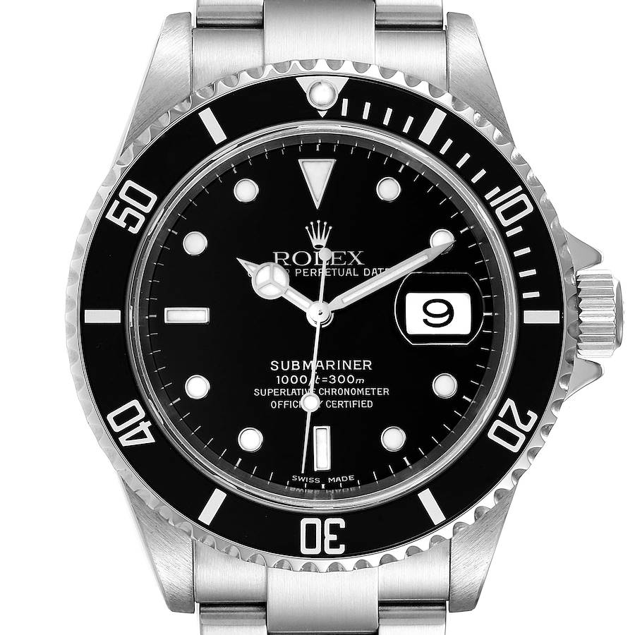 The image shows a front view of a Rolex Submariner watch, displaying its face, bezel, and part of the bracelet.